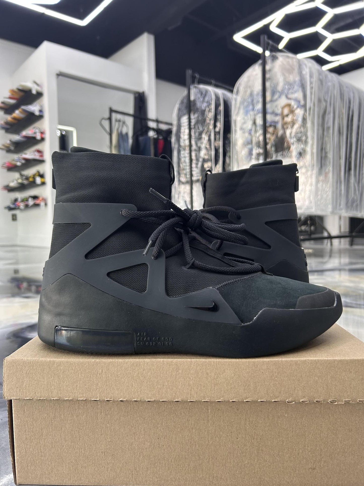 Nike x FOG 1 "Triple Black" Used Size 12