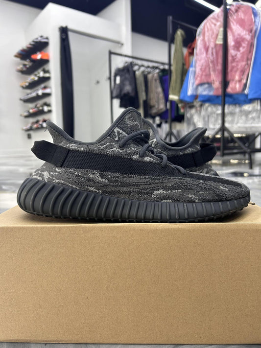 Yeezy 350 V2 "MX Dark Salt" Used Size 9.5