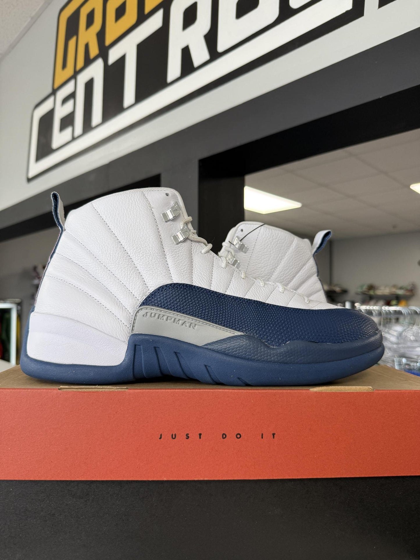Jordan 12 "French Blue" Used Size 13