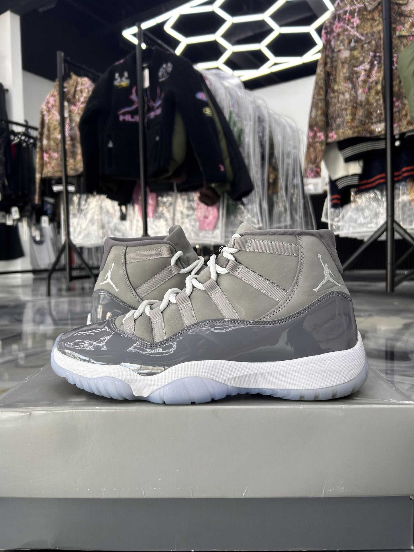 Jordan 11 "Cool Grey" Used Size 11.5