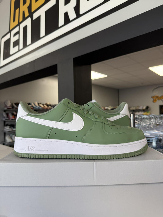 Nike AF1 Low "Woodland Green" Used Size 11