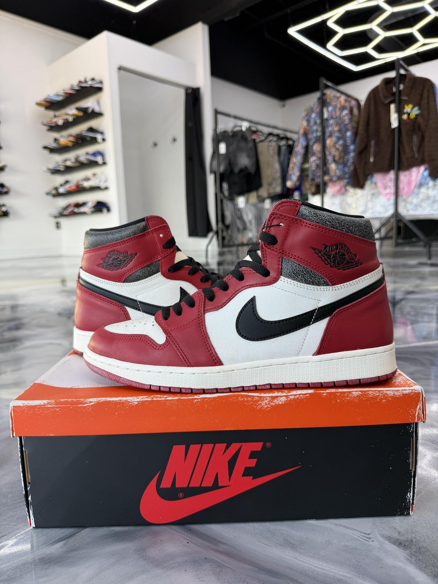 Jordan 1 "Lost & Found" Used Size 12