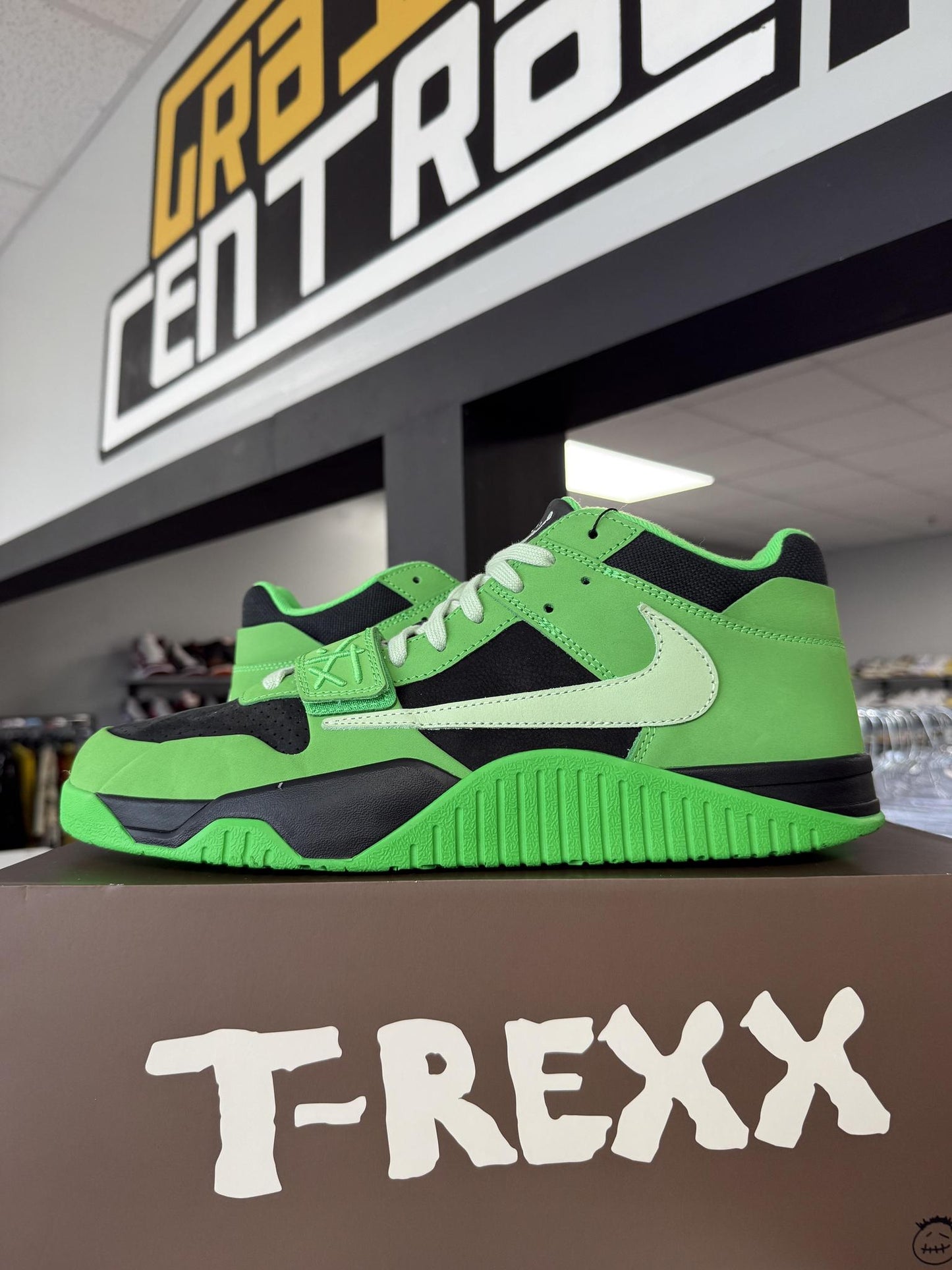 Jordan Jumpman Jack "Green Spark" Used Size 14