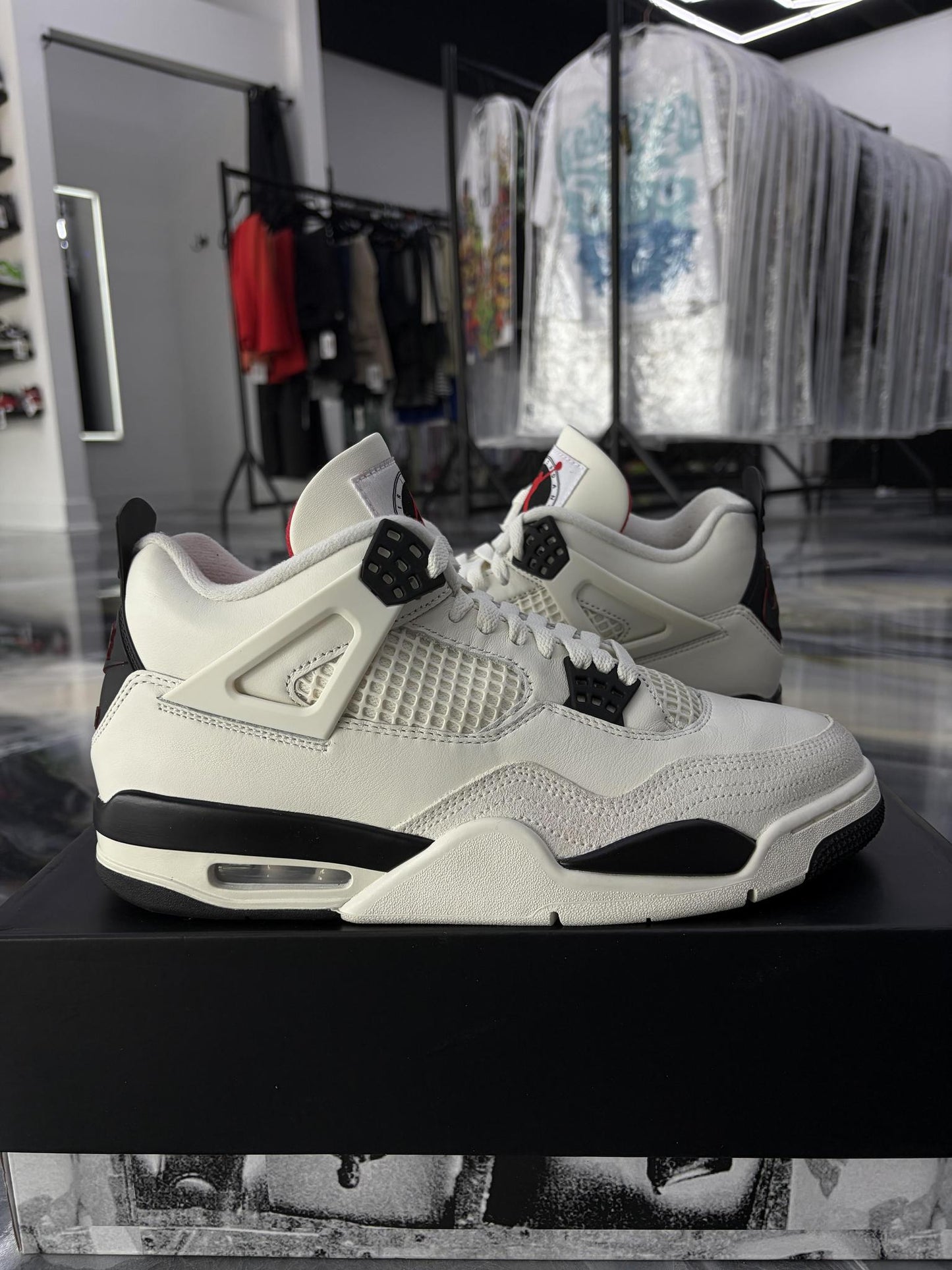 Jordan 4 "Flight Club" Used Size 10.5
