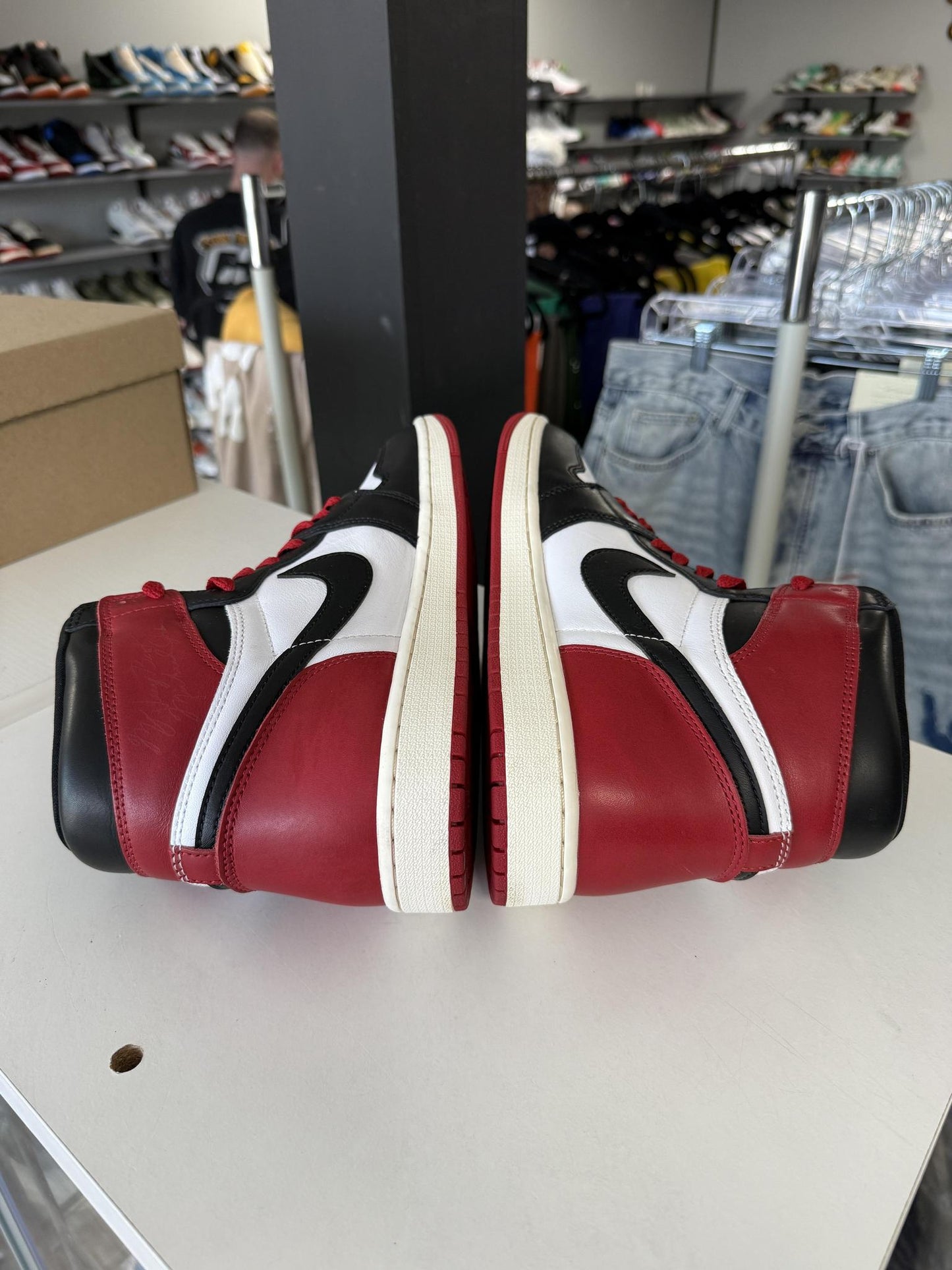 Jordan 1 "Black Toe Reimagined" Used Size 11