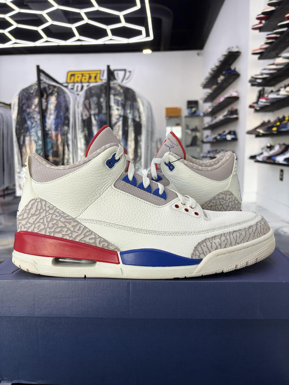 Jordan 3 "International Flight" Used Size 14