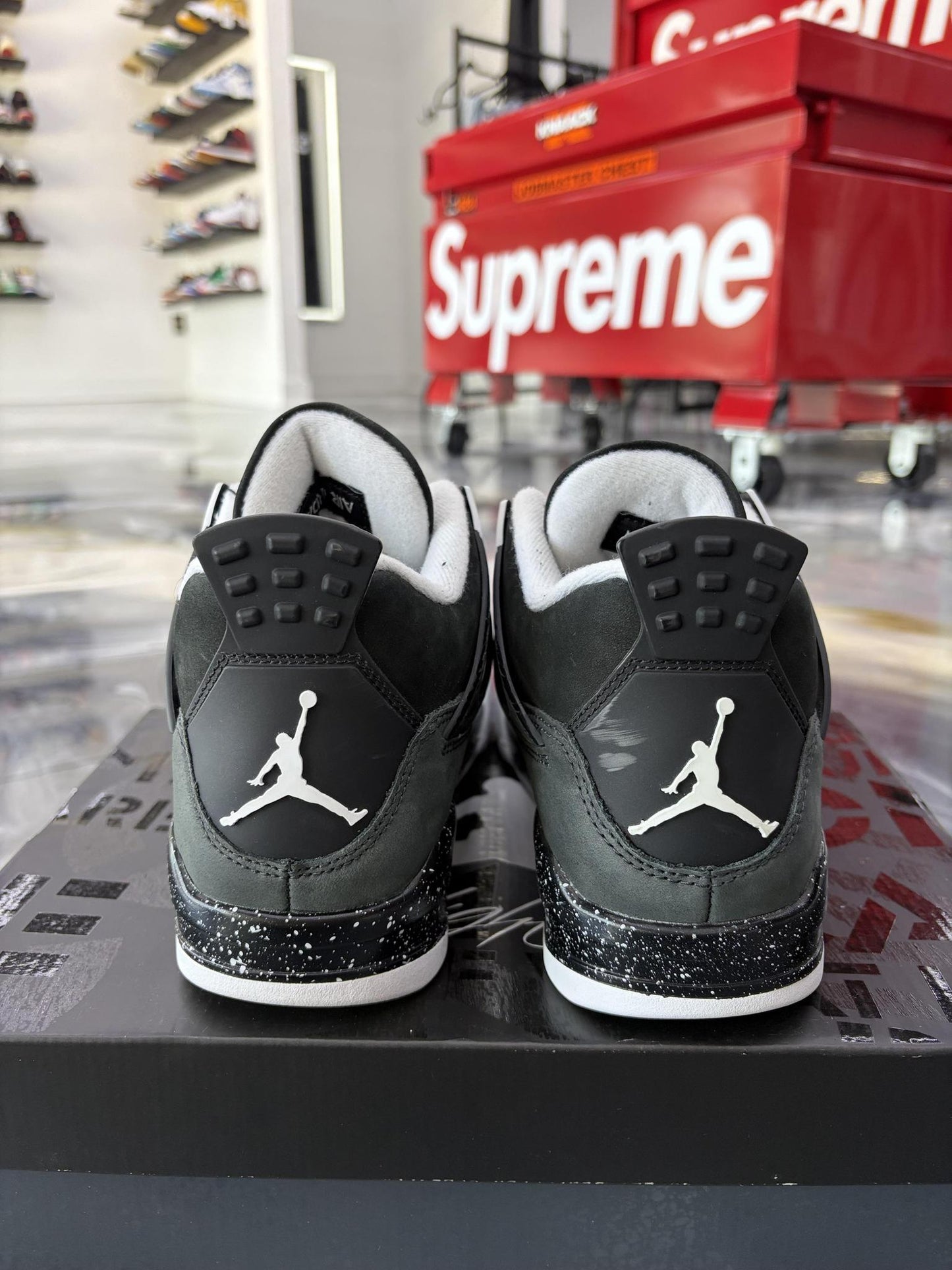 Jordan 4 "Fear" Used Size 8.5