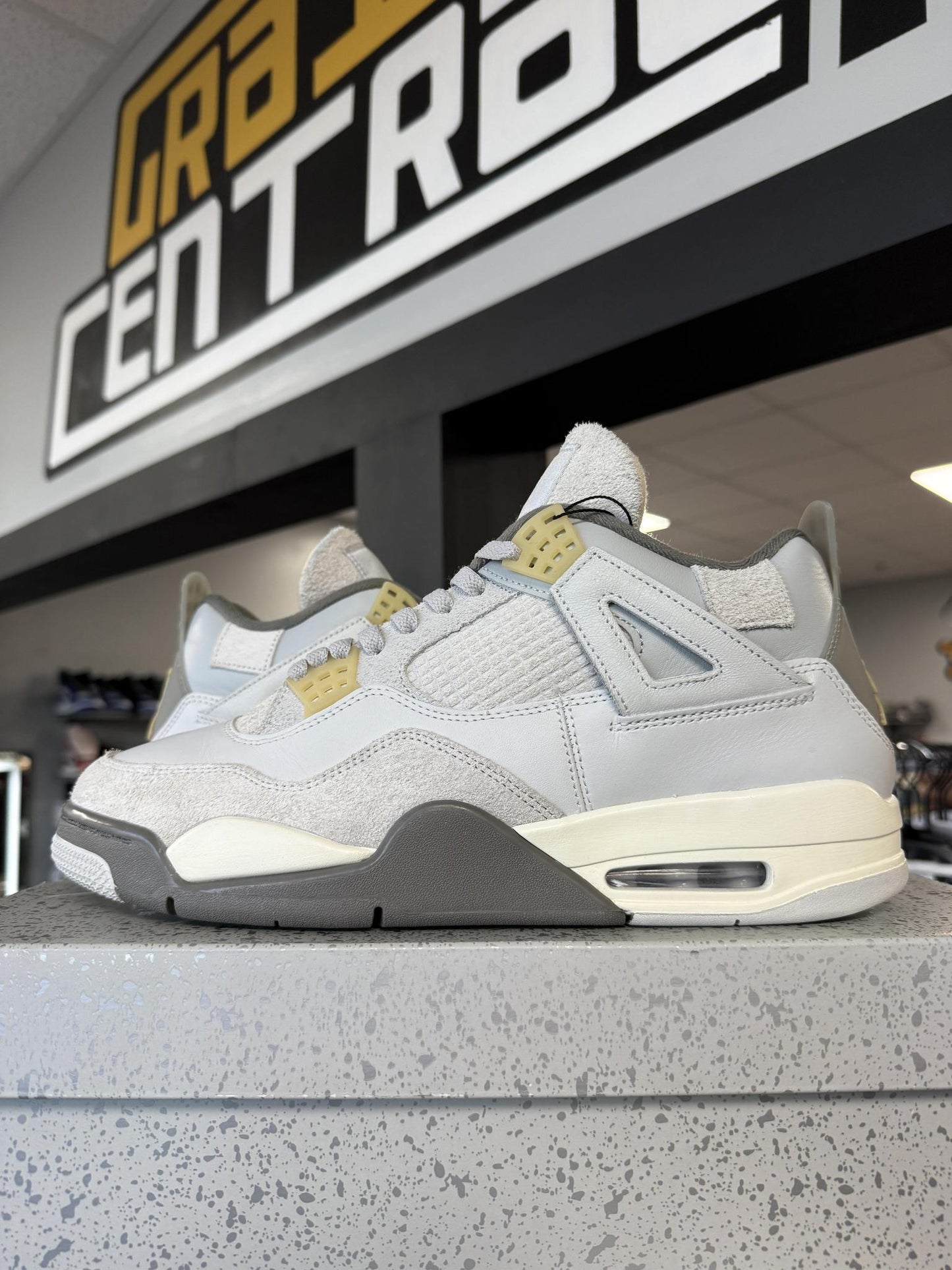 Jordan 4 "Craft" Used Size 12