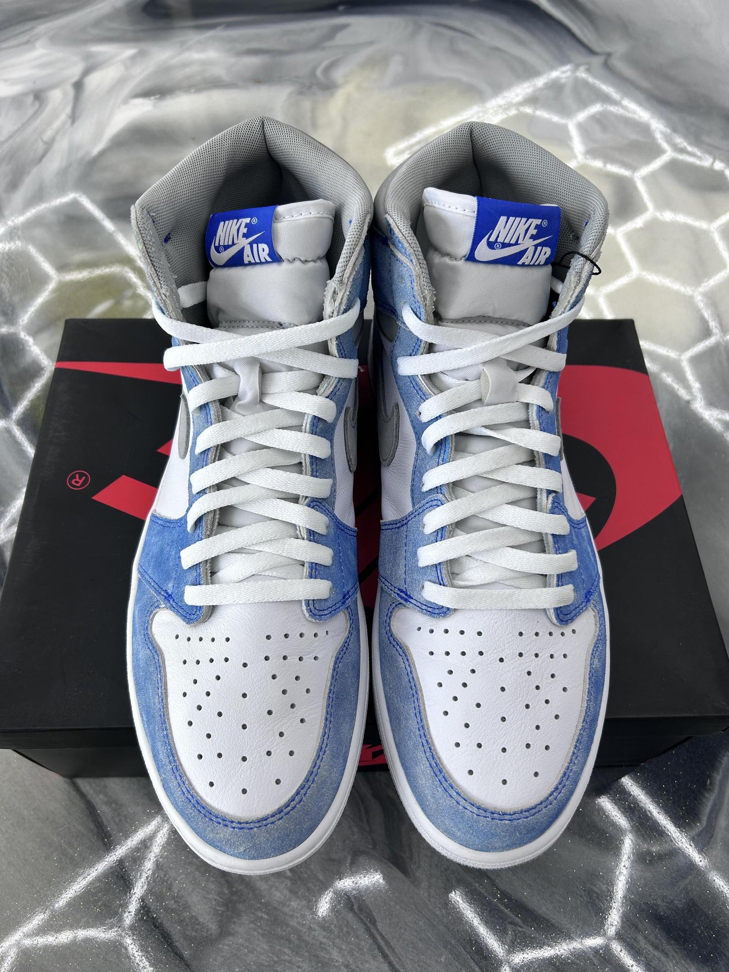 Jordan 1 "Hyper Royal" Used Size 13