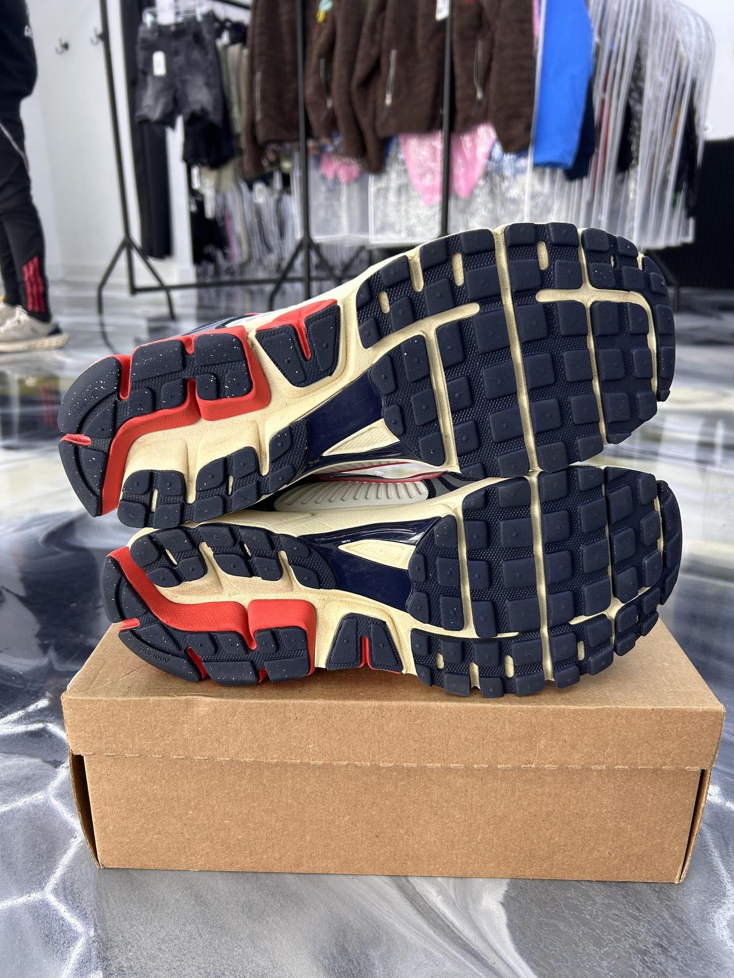 Nike Vomero 5 "USA" Used Size 13