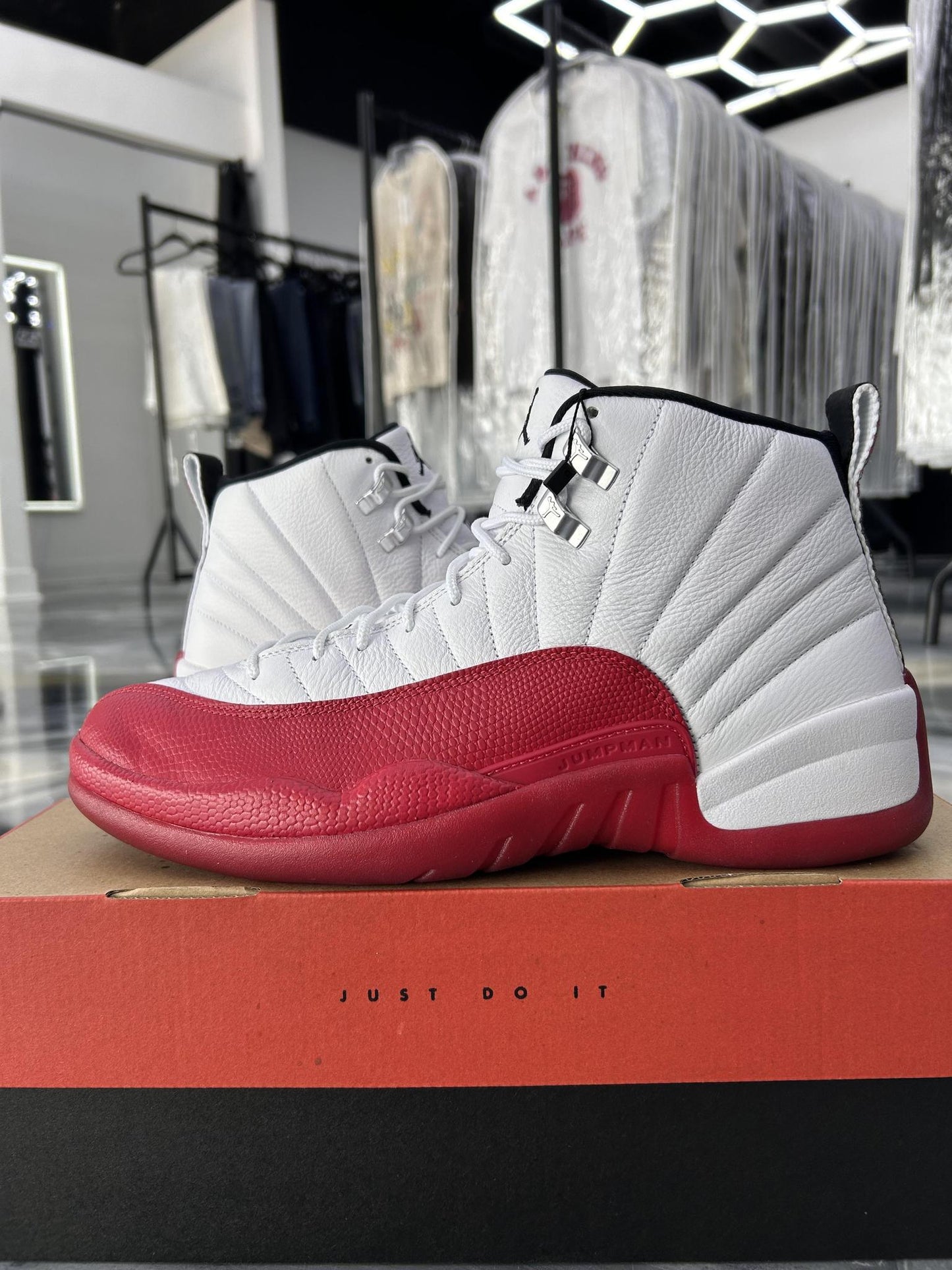 Jordan 12 "Cherry" Used Size 12