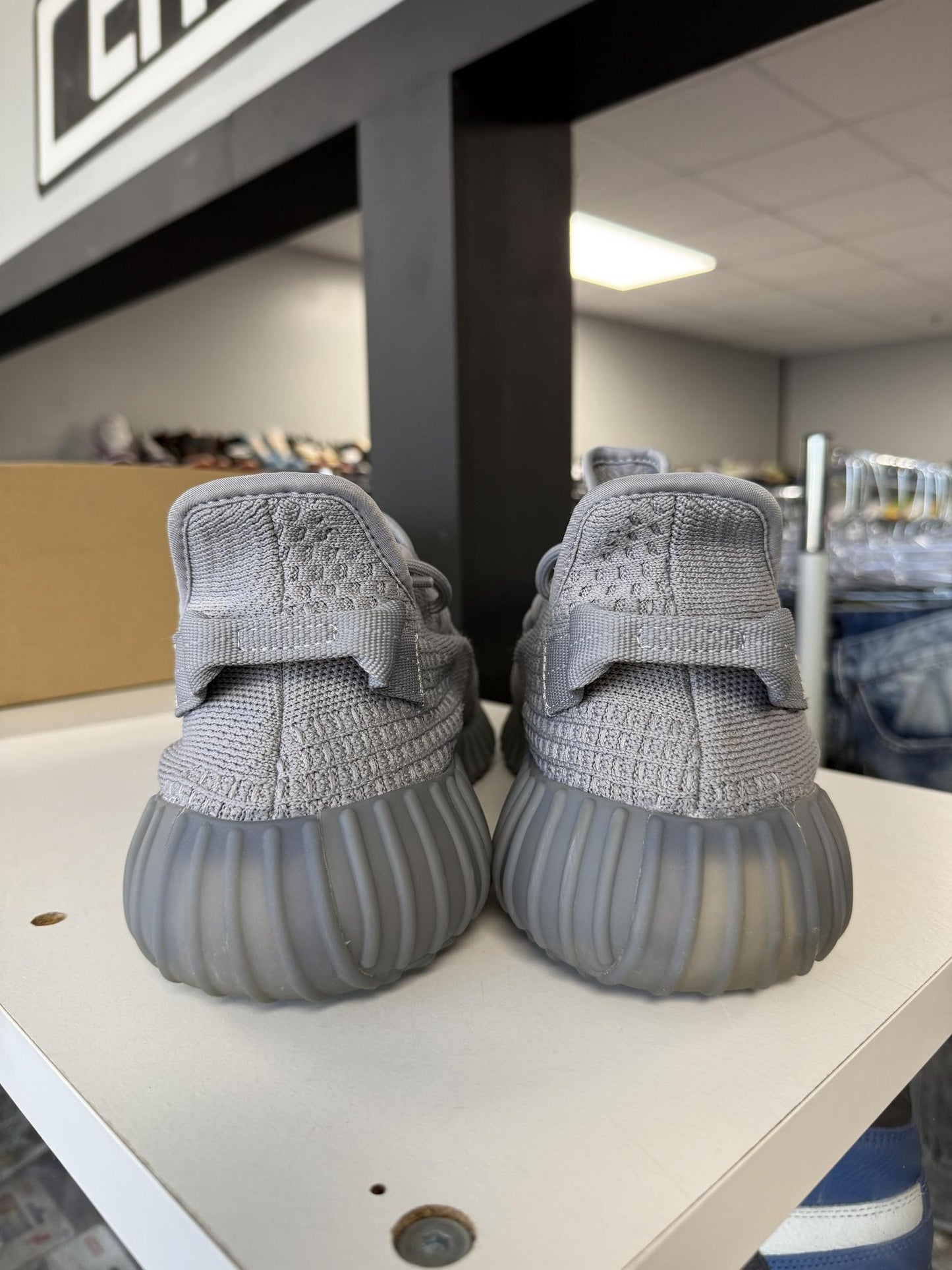 Yeezy 350 V2 "Steel Grey" Used Size 14