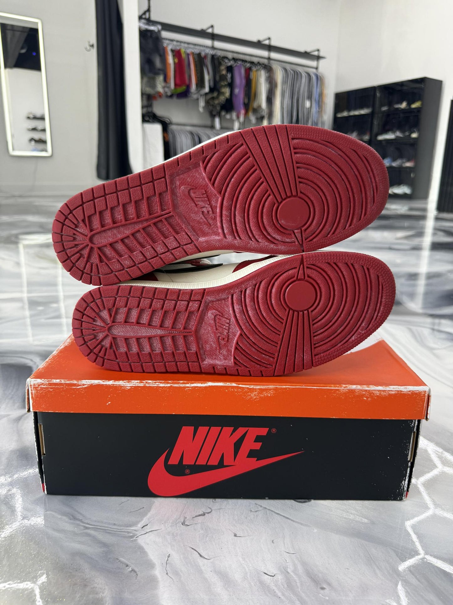 Jordan 1 Reimagined "Lost & Found/Chicago" Used Size 11.5