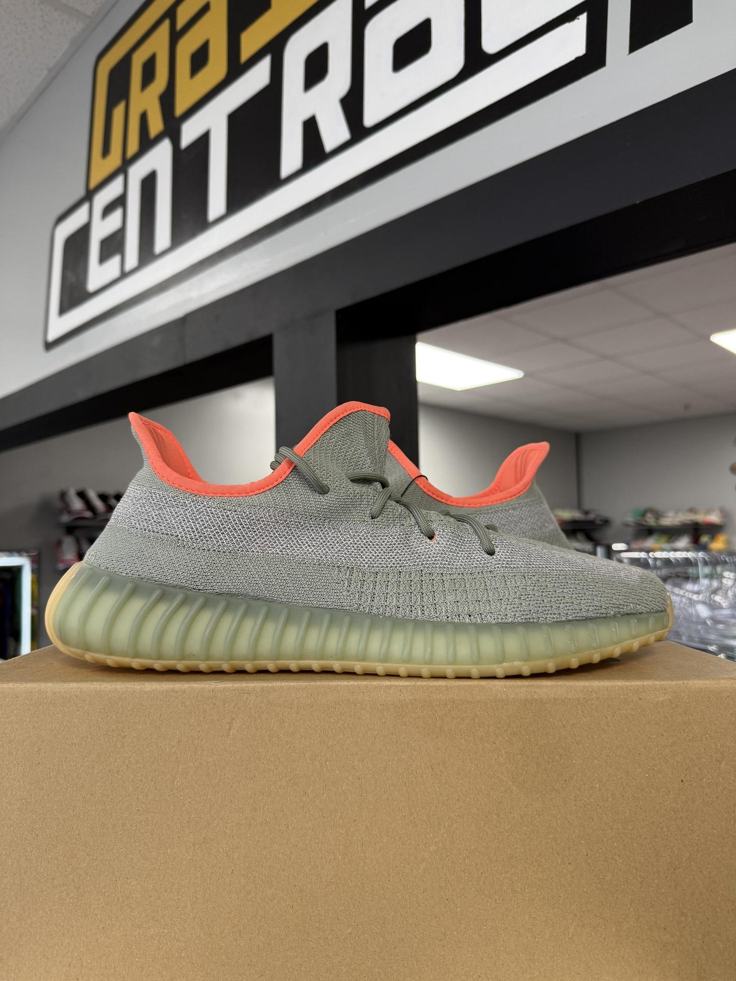 Yeezy 350 V2 "Desert Sage" Used Size 14
