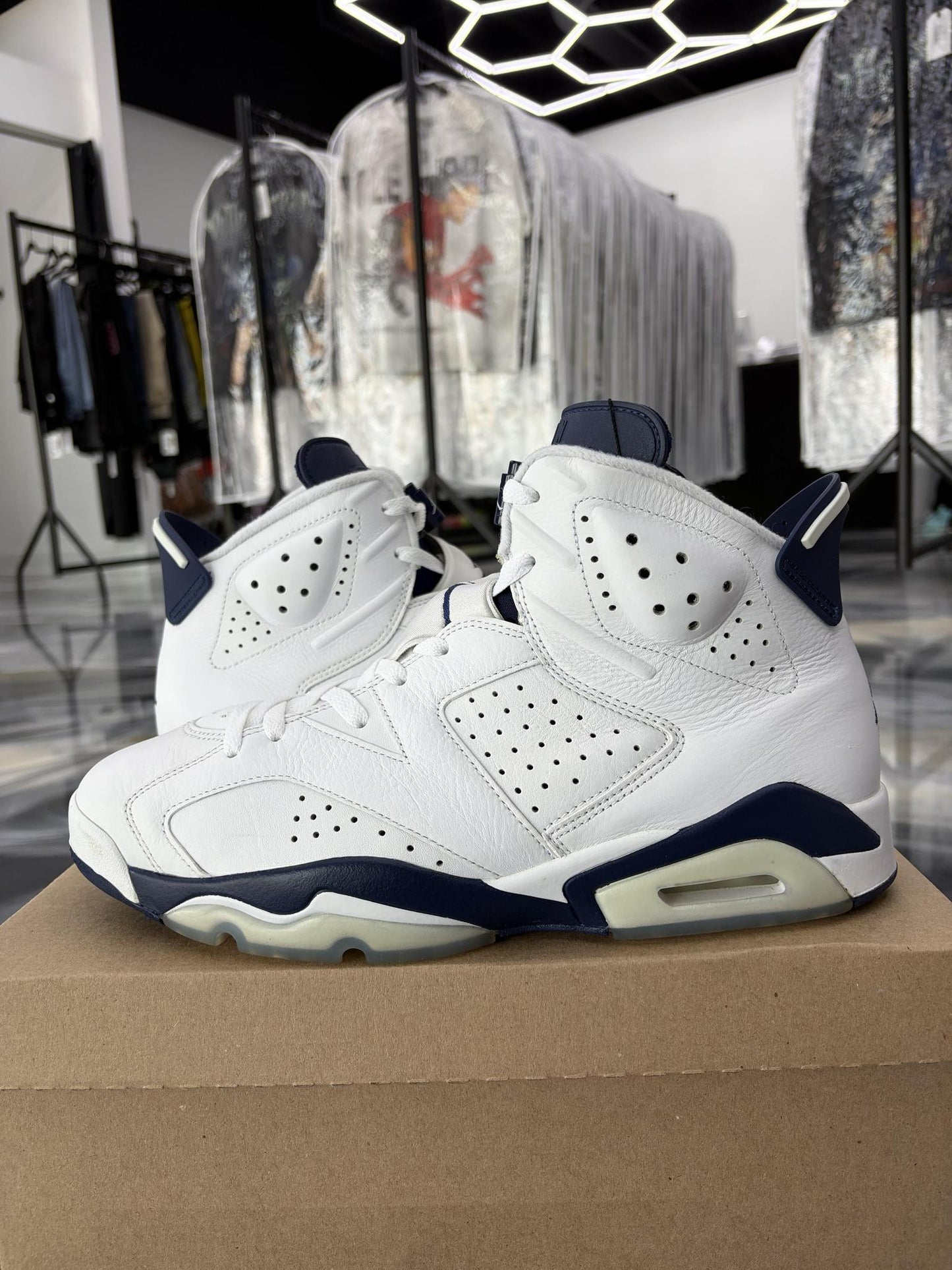 Jordan 6 "Midnight Navy" Used Size 12