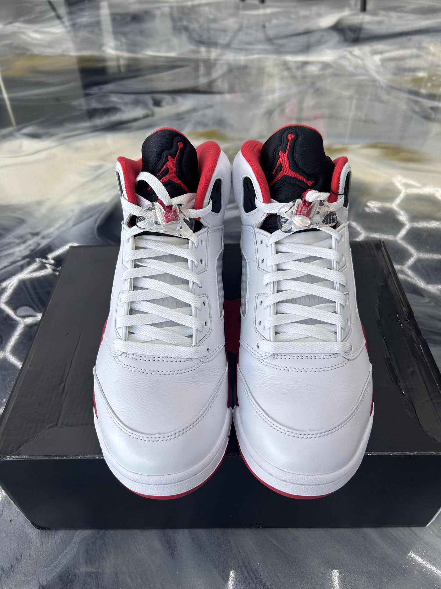 Jordan 5 "Fire Red" Used Size 10.5