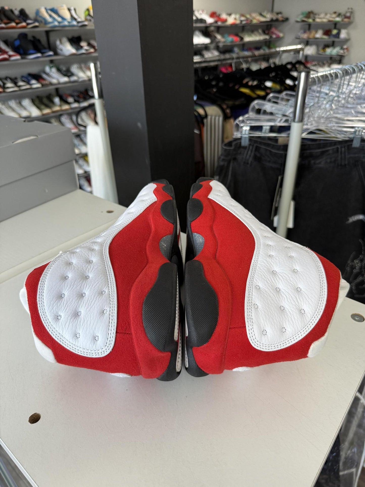Jordan 13 "Chicago" Used Size 9