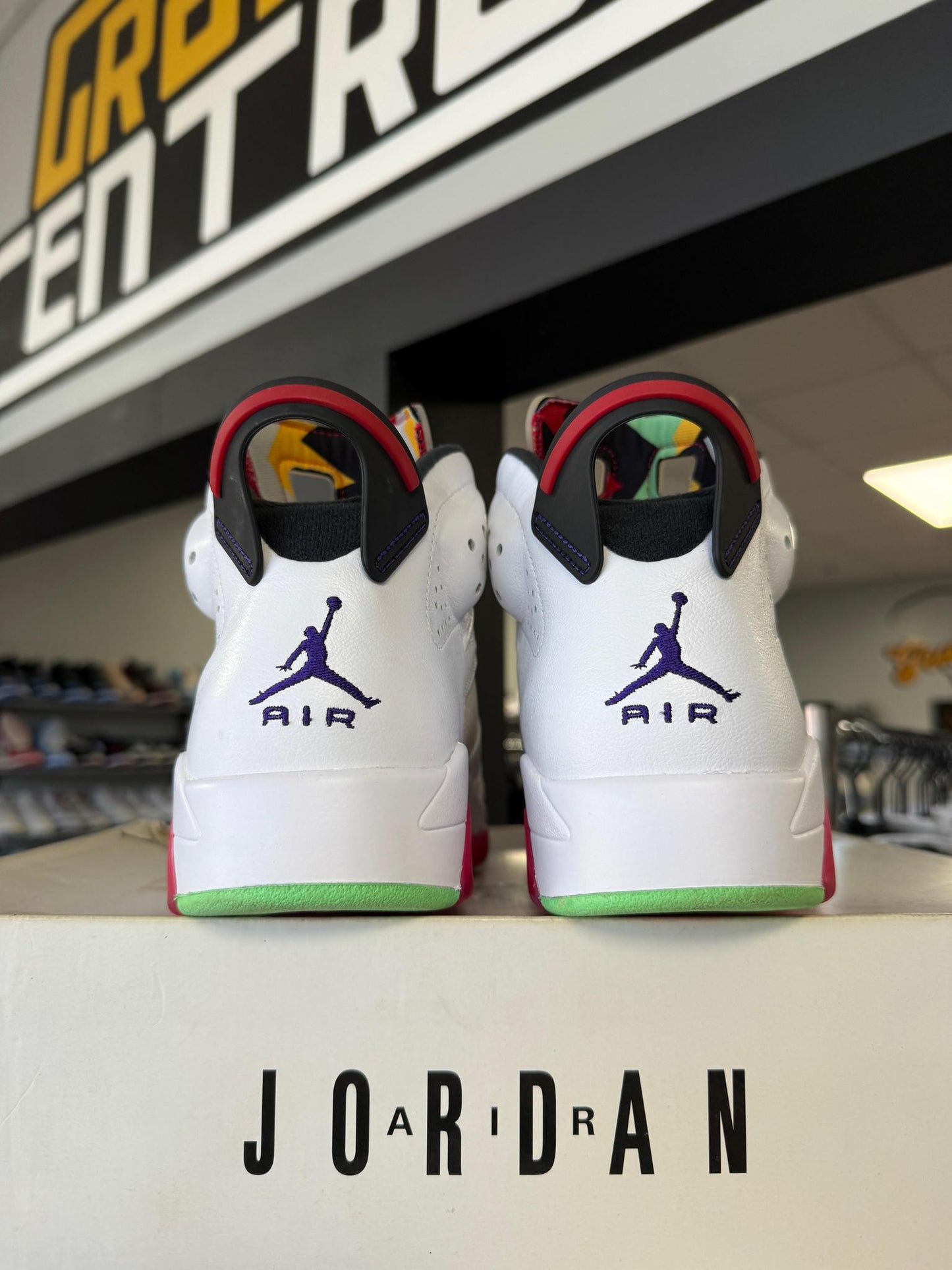 Jordan 6 "Hare" Used Size 8