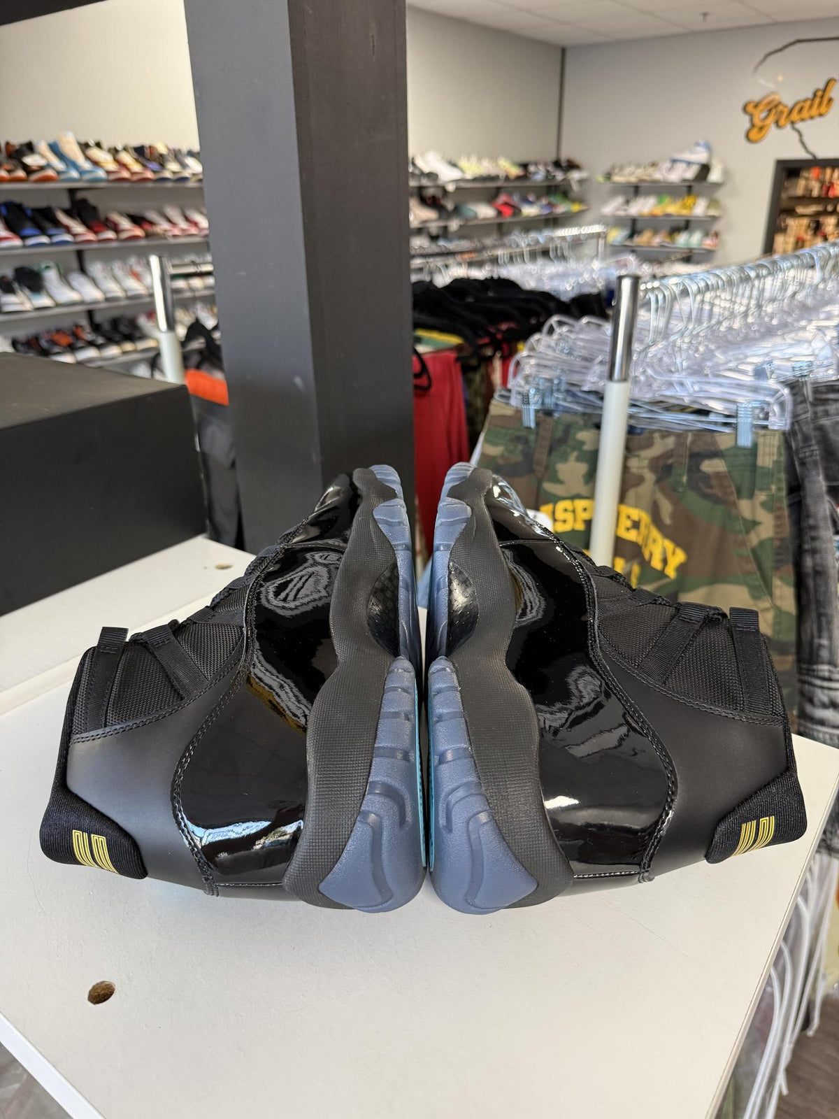 Jordan 11 "Gamma" Used Size 12