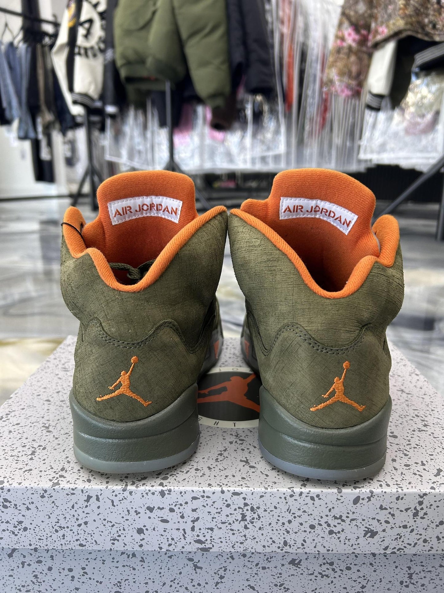 Jordan 5 "Olive" Used Size 9