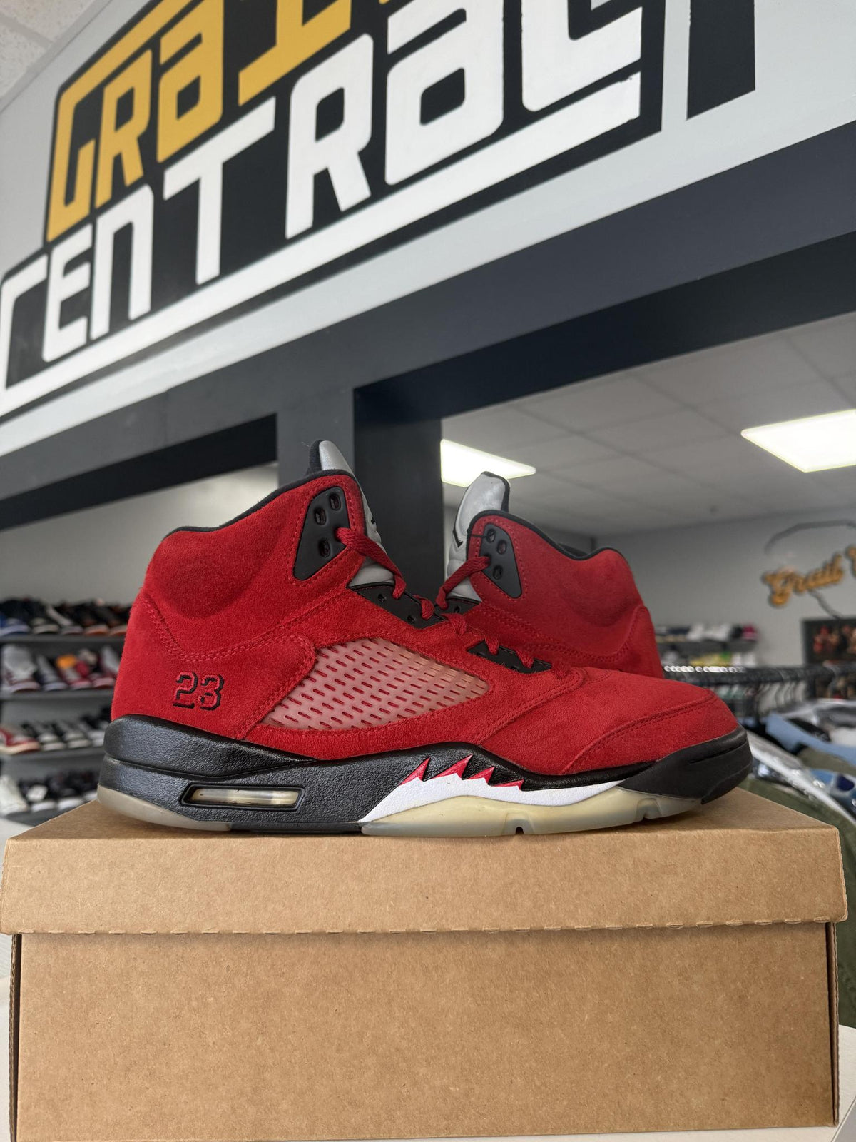 Jordan 5 "Raging Bull" Used Size 12