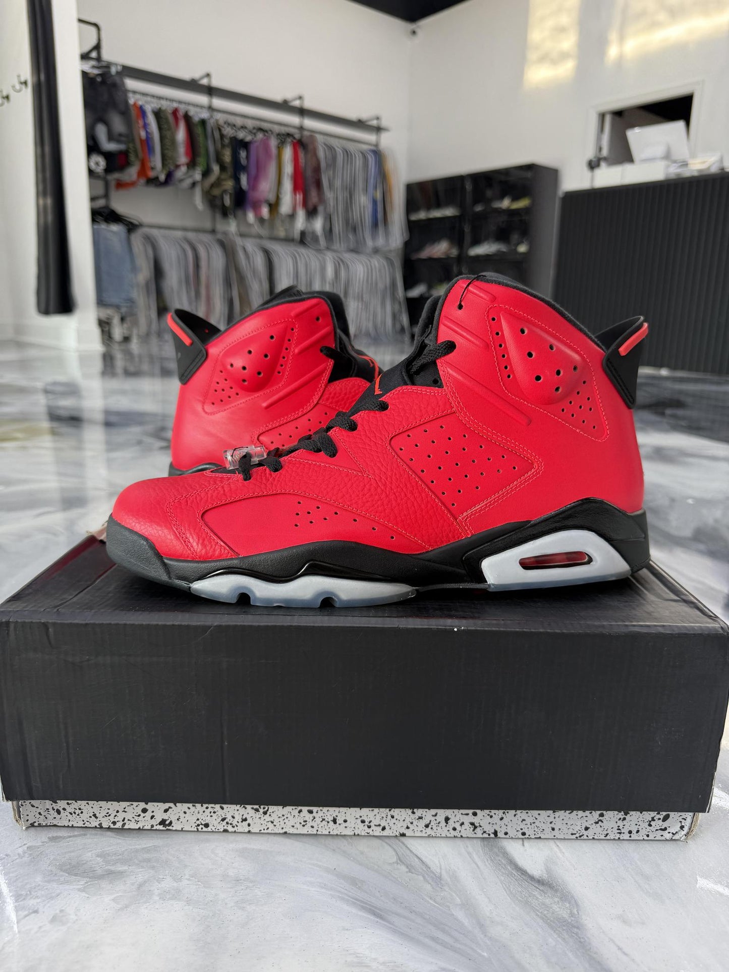 Jordan 6 "Infrared 23" Used Size 14