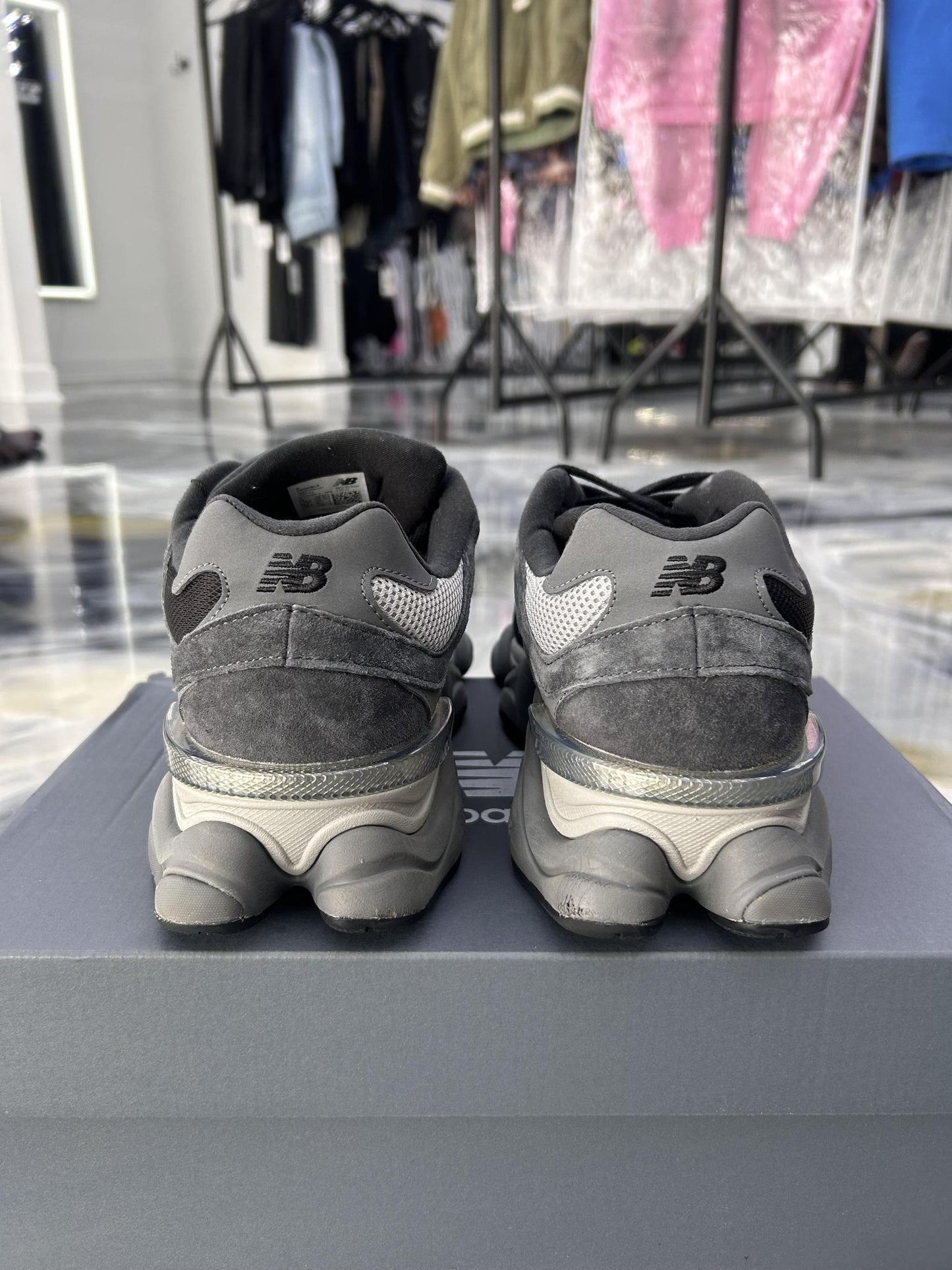 New Balance 9060 "Castlerock" Used Size 9