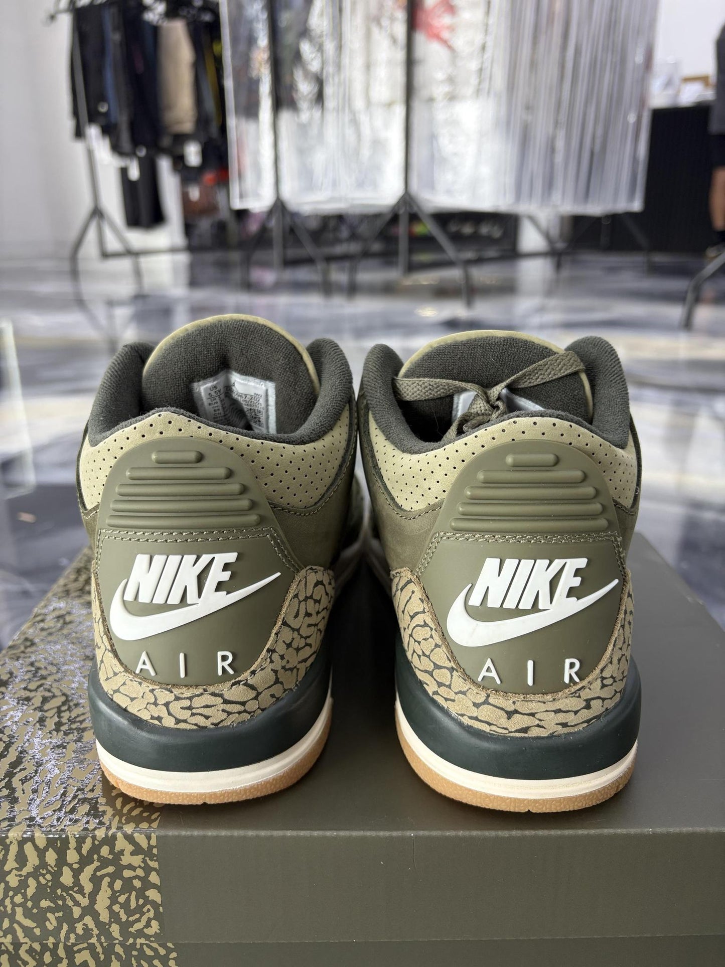 Jordan 3 "Family Affair" Used Size 5.5Y/7W