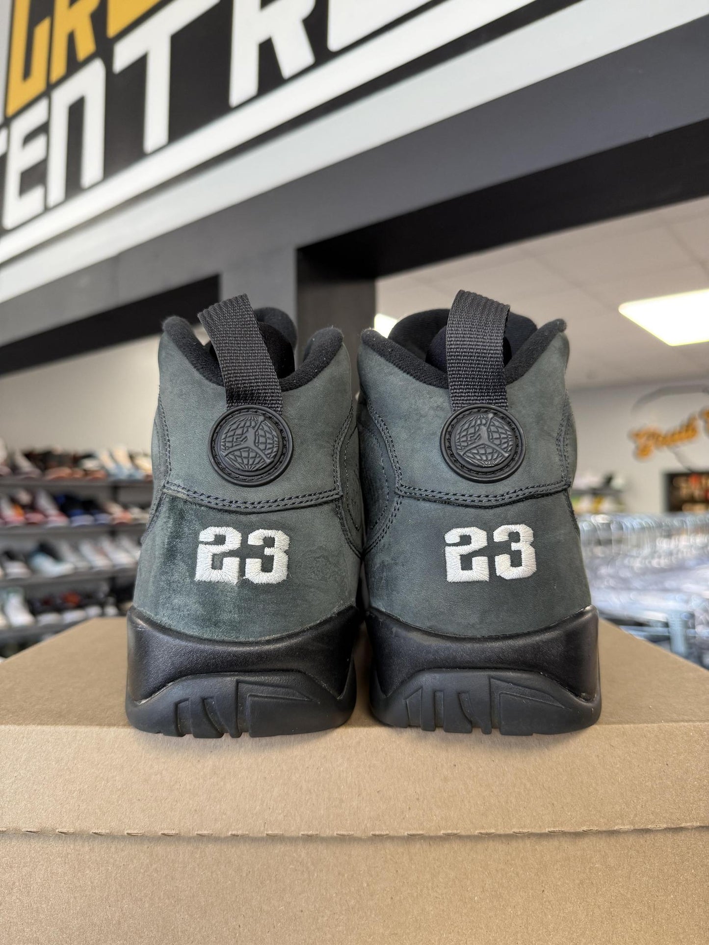 Jordan 9 "Anthracite" Used Size 11.5