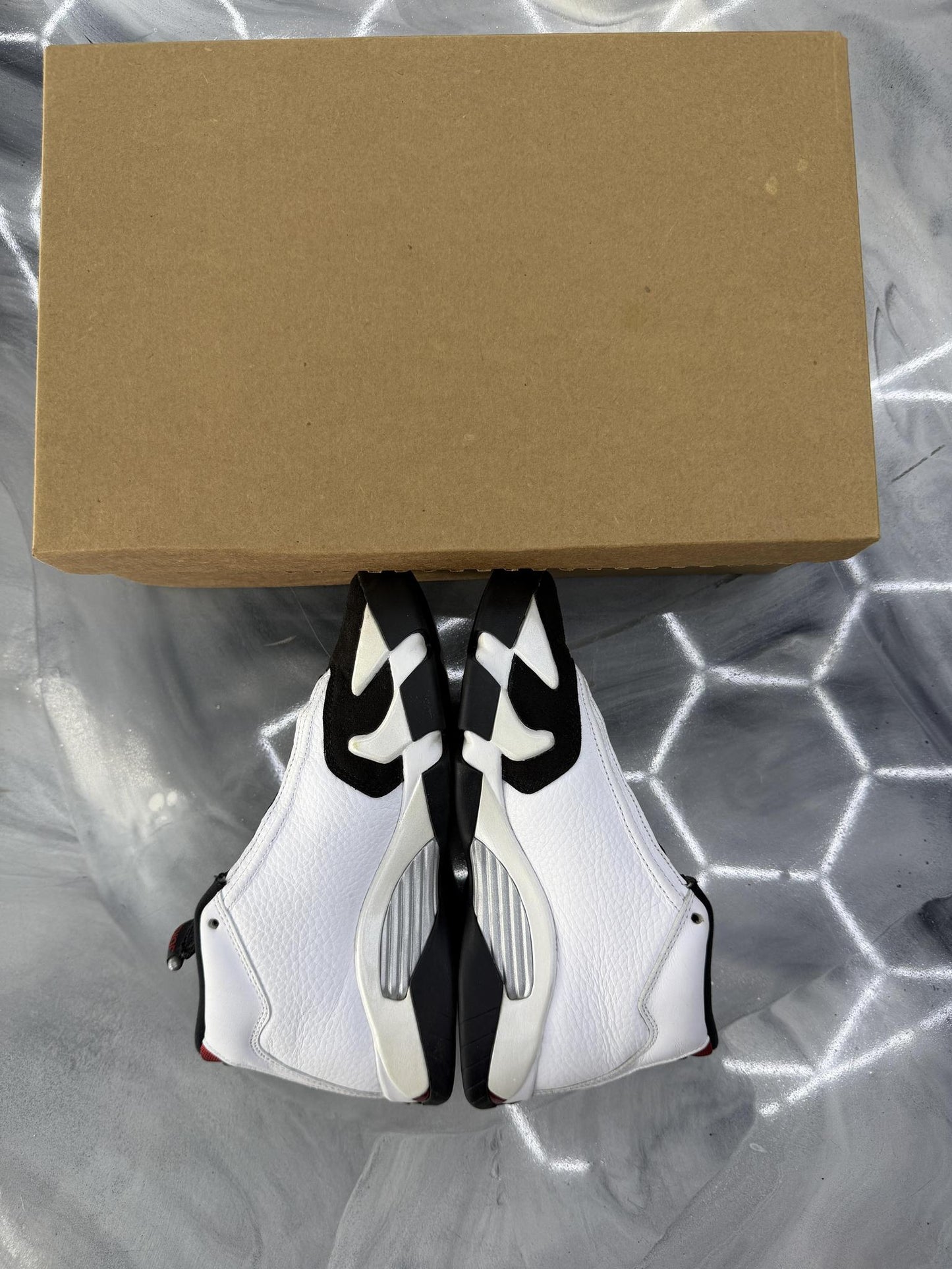 Jordan 14 "Black Toe" Used Size 5.5Y/7W