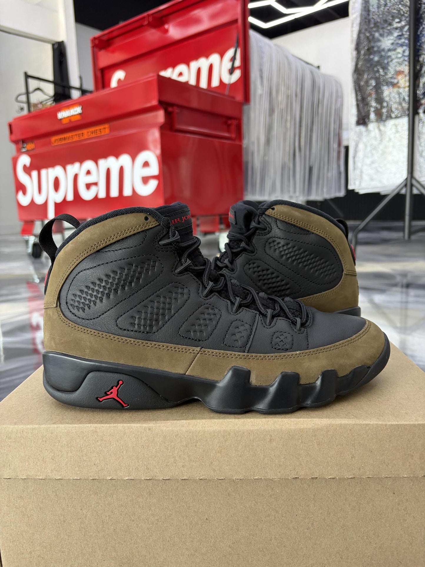 Jordan 9 "Olive" Used Size 8