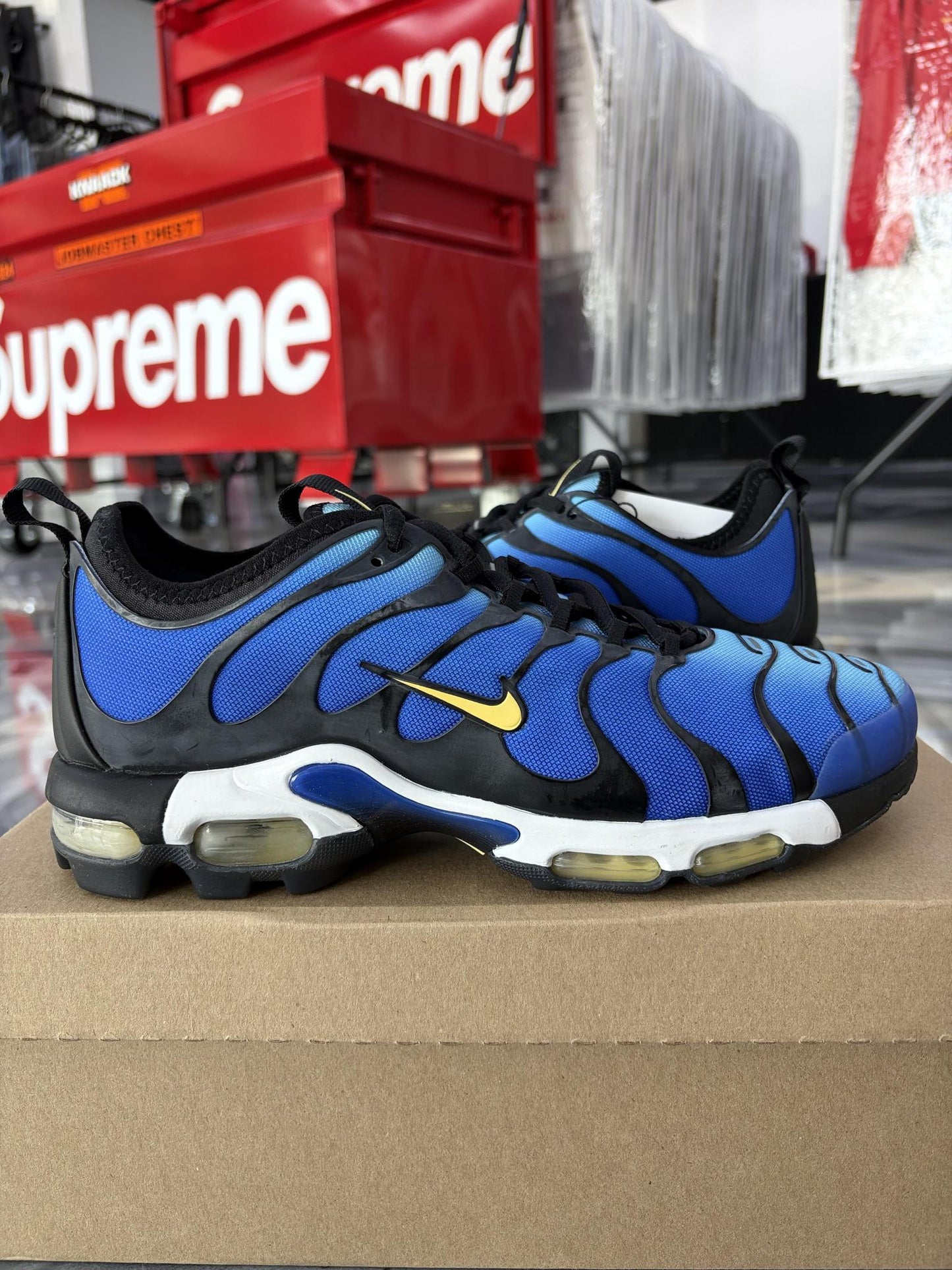 Nike Air Max Plus TN Ultra "Blue Black" Used Size 8.5