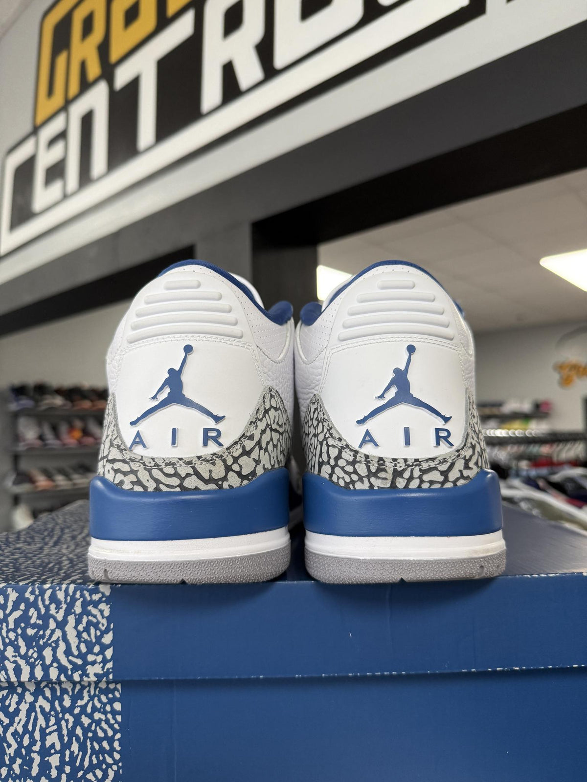 Jordan 3 "Wizards" Used Size 13