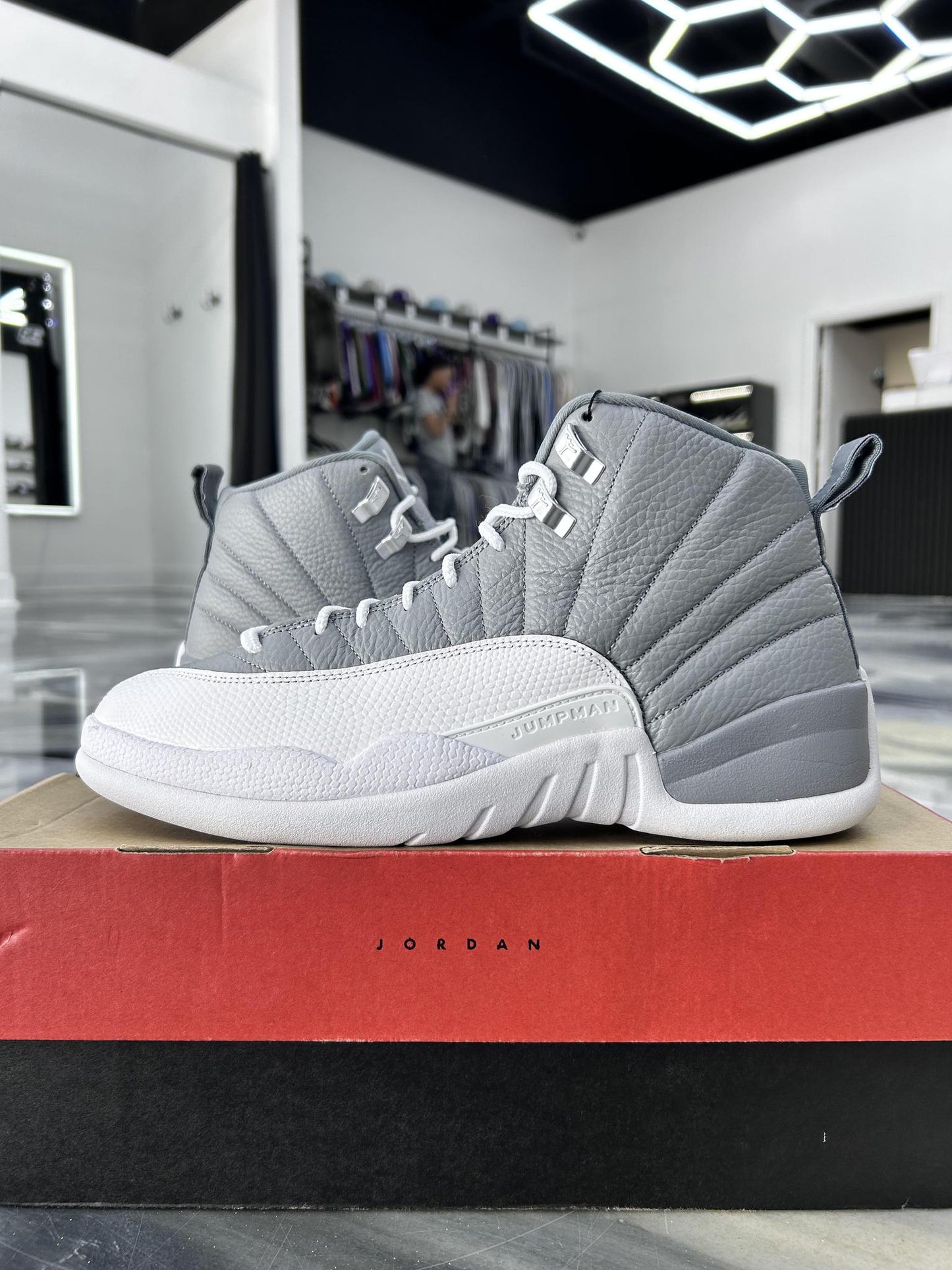 Jordan 12 "Stealth" Used Size 10