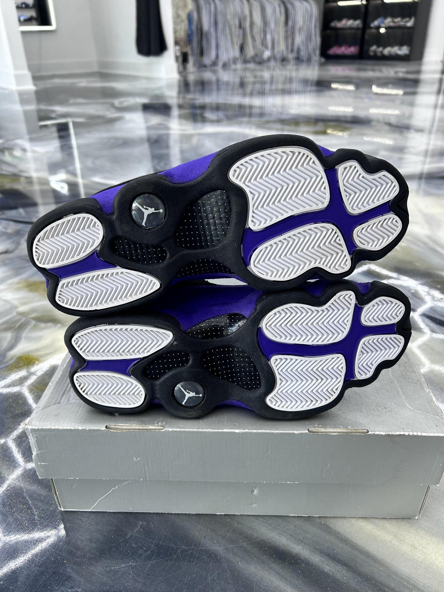 Jordan 13 "Court Purple" Used Size 10.5