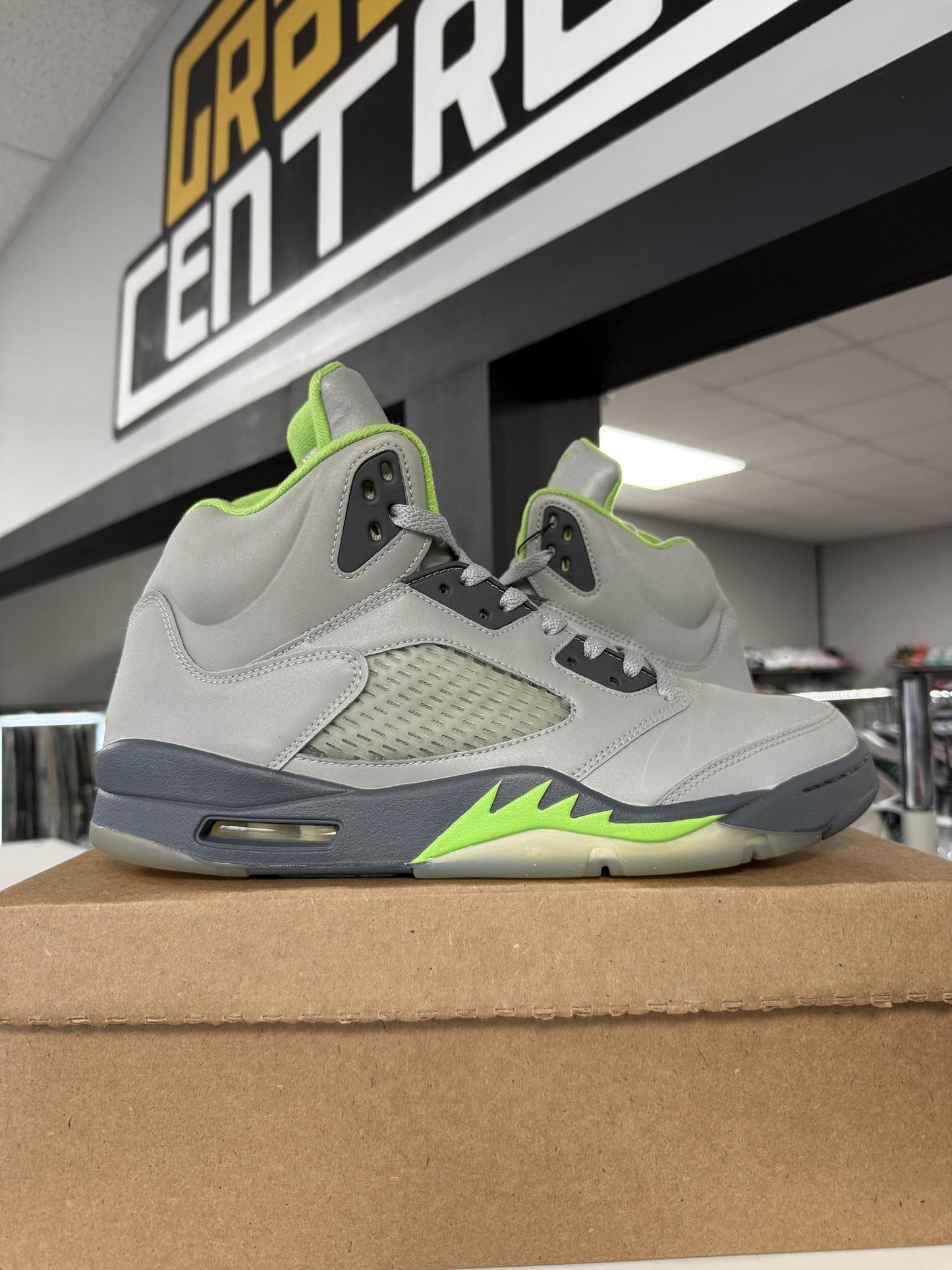 Jordan 5 "Green Bean" Used Size 13