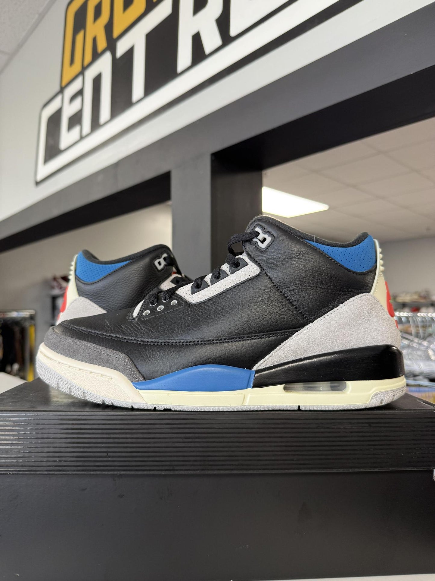 Jordan 3 "Rare Air" Used Size 10