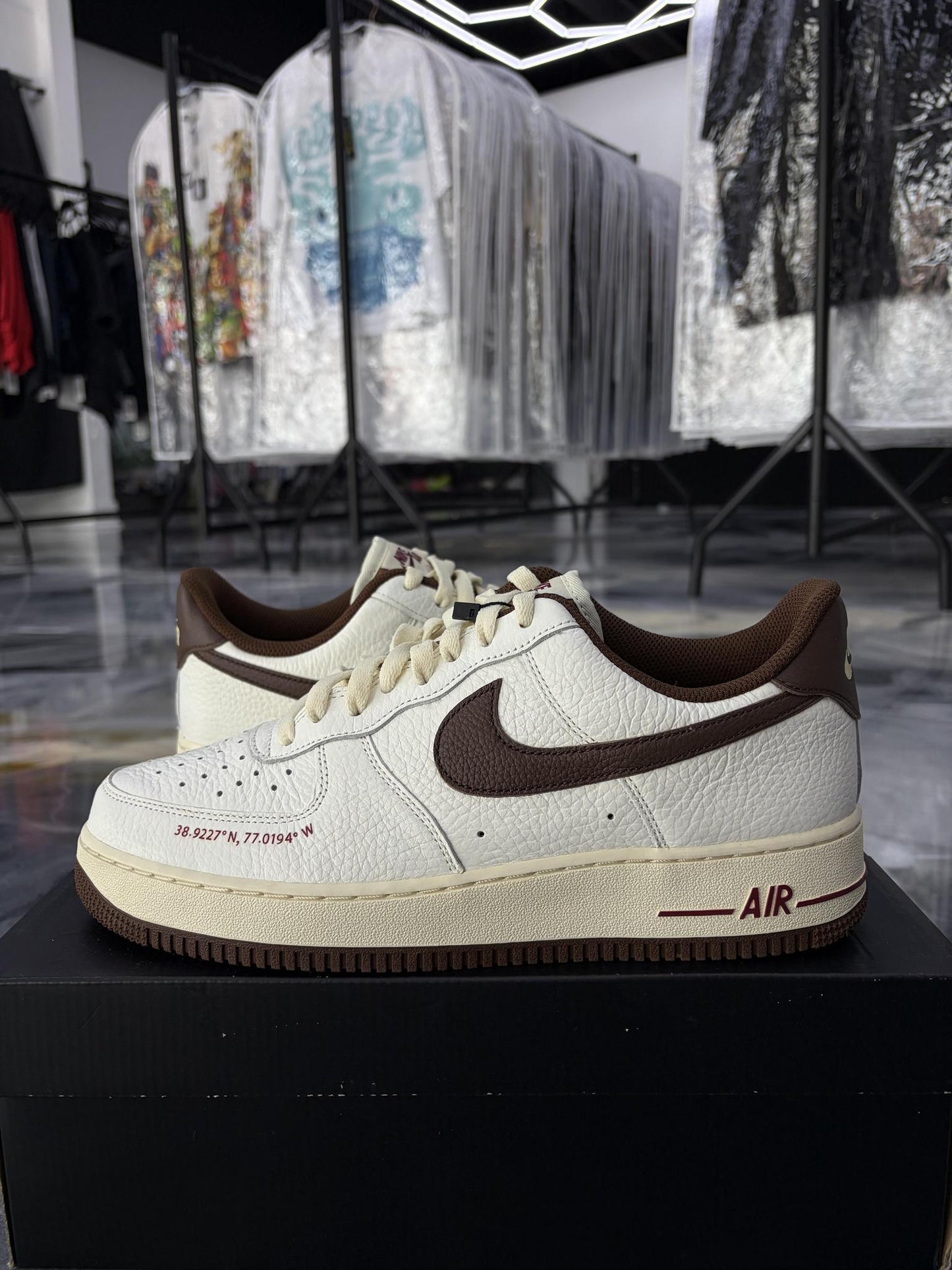 Nike Air Force 1 "Howard Yardrunner" Used Size 10