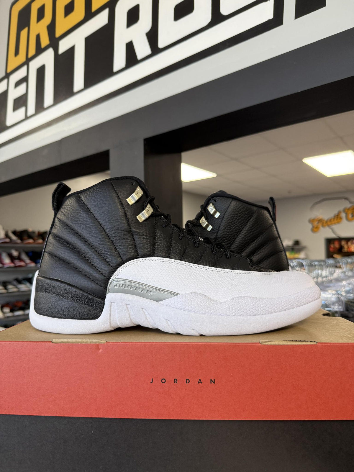 Jordan 12 "Playoff" Used Size 12