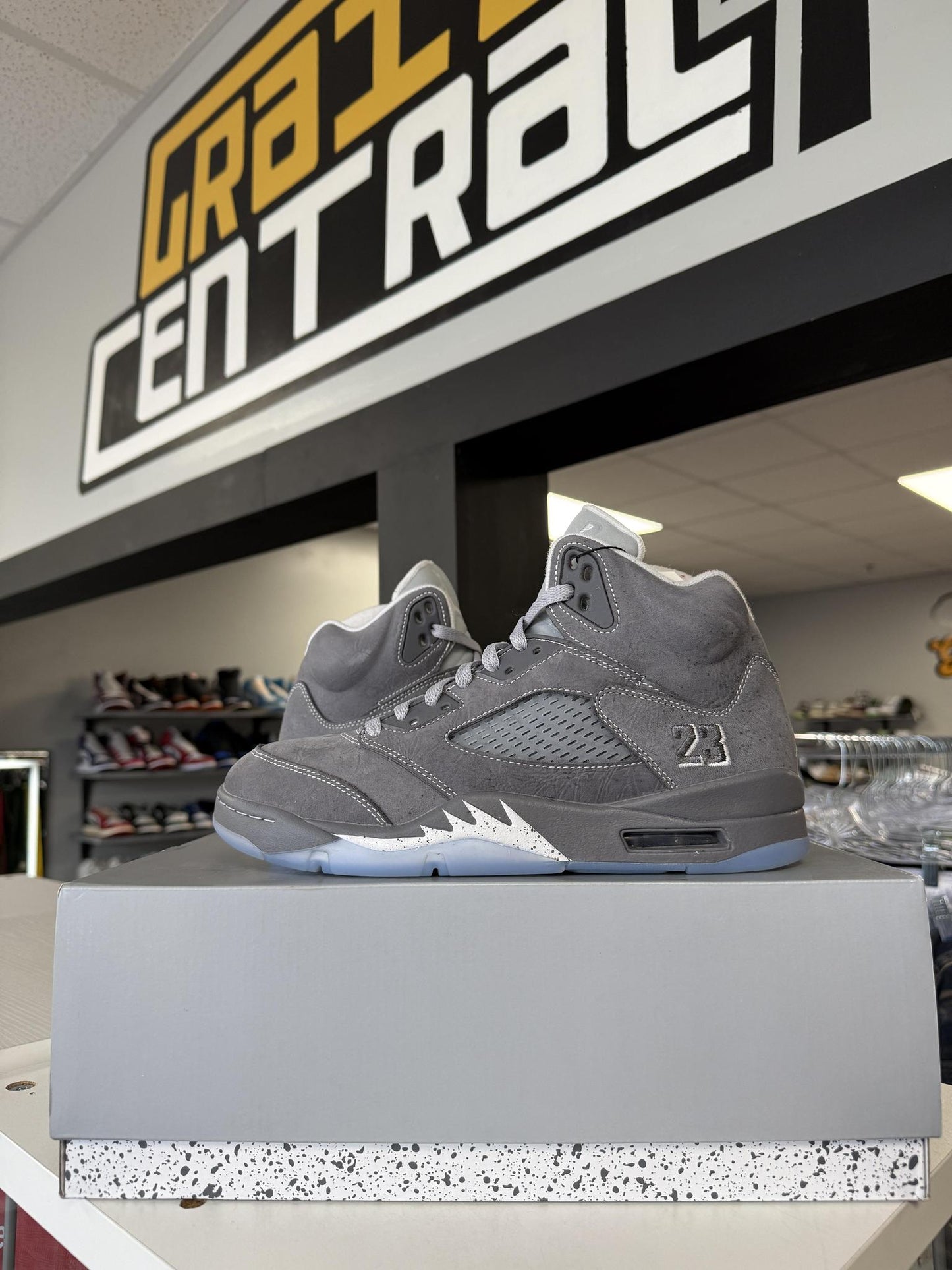 Jordan 5 "Wolf Grey" Used Size 8.5