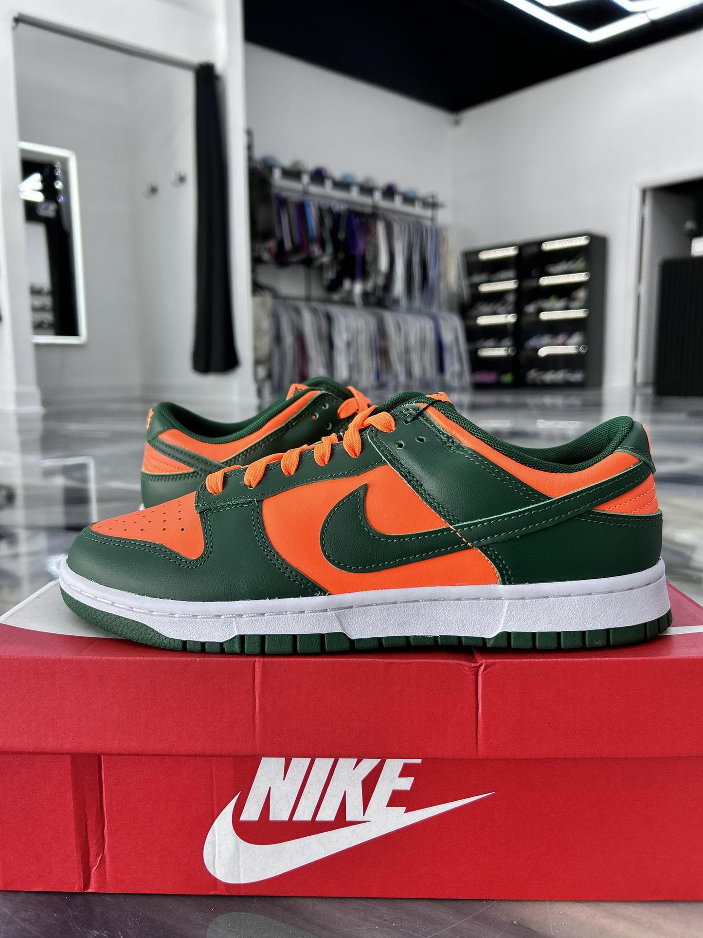 Nike Dunk Low "Miami Hurricanes" Used Size 9.5