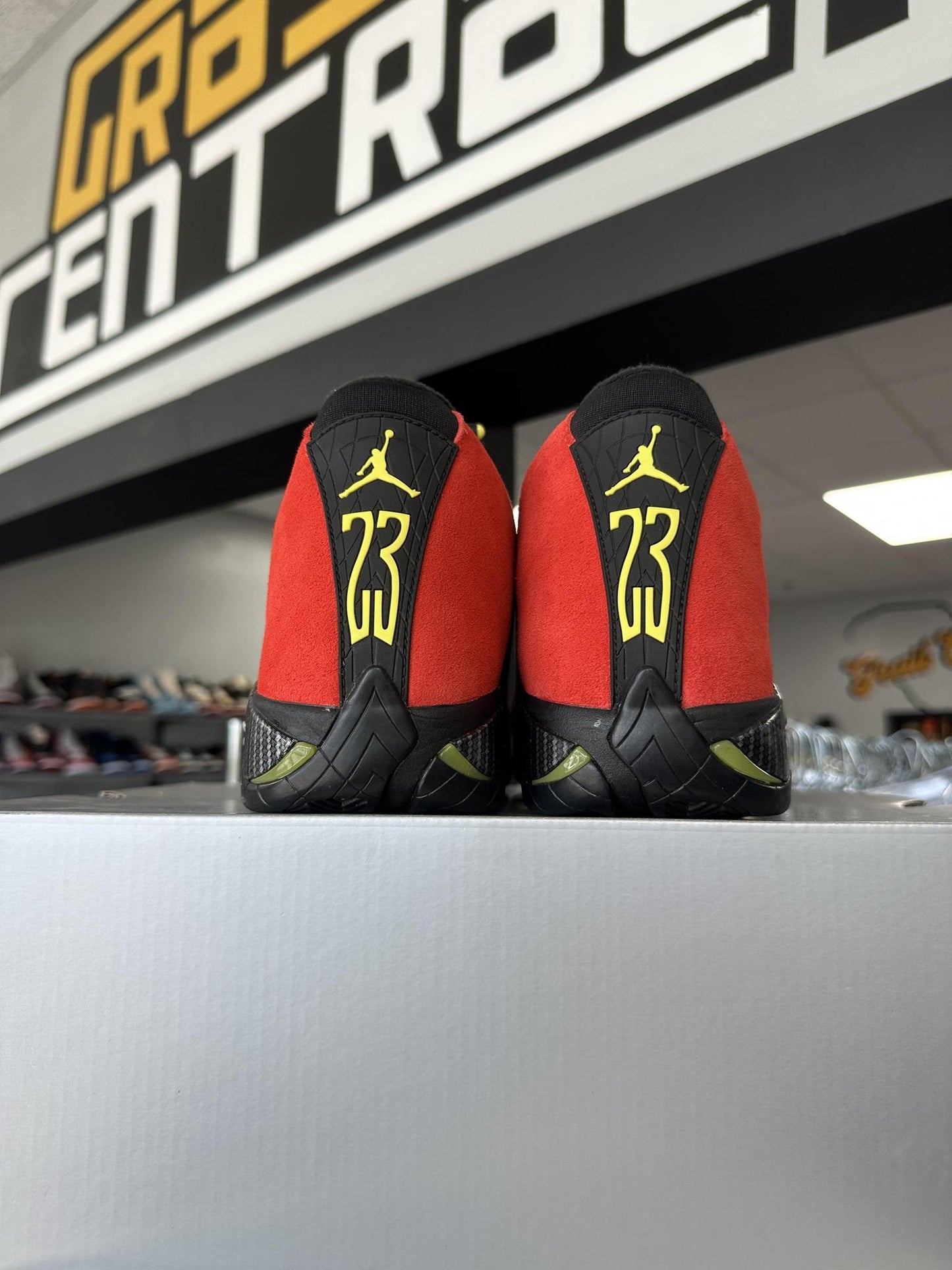 Jordan 14 "Ferrari" Size 9