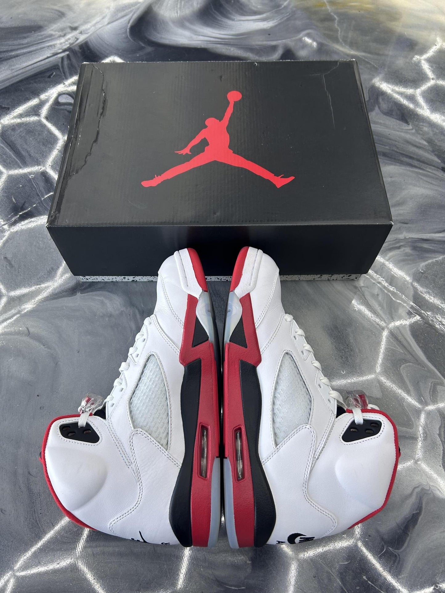 Jordan 5 "Fire Red" Used Size 10.5