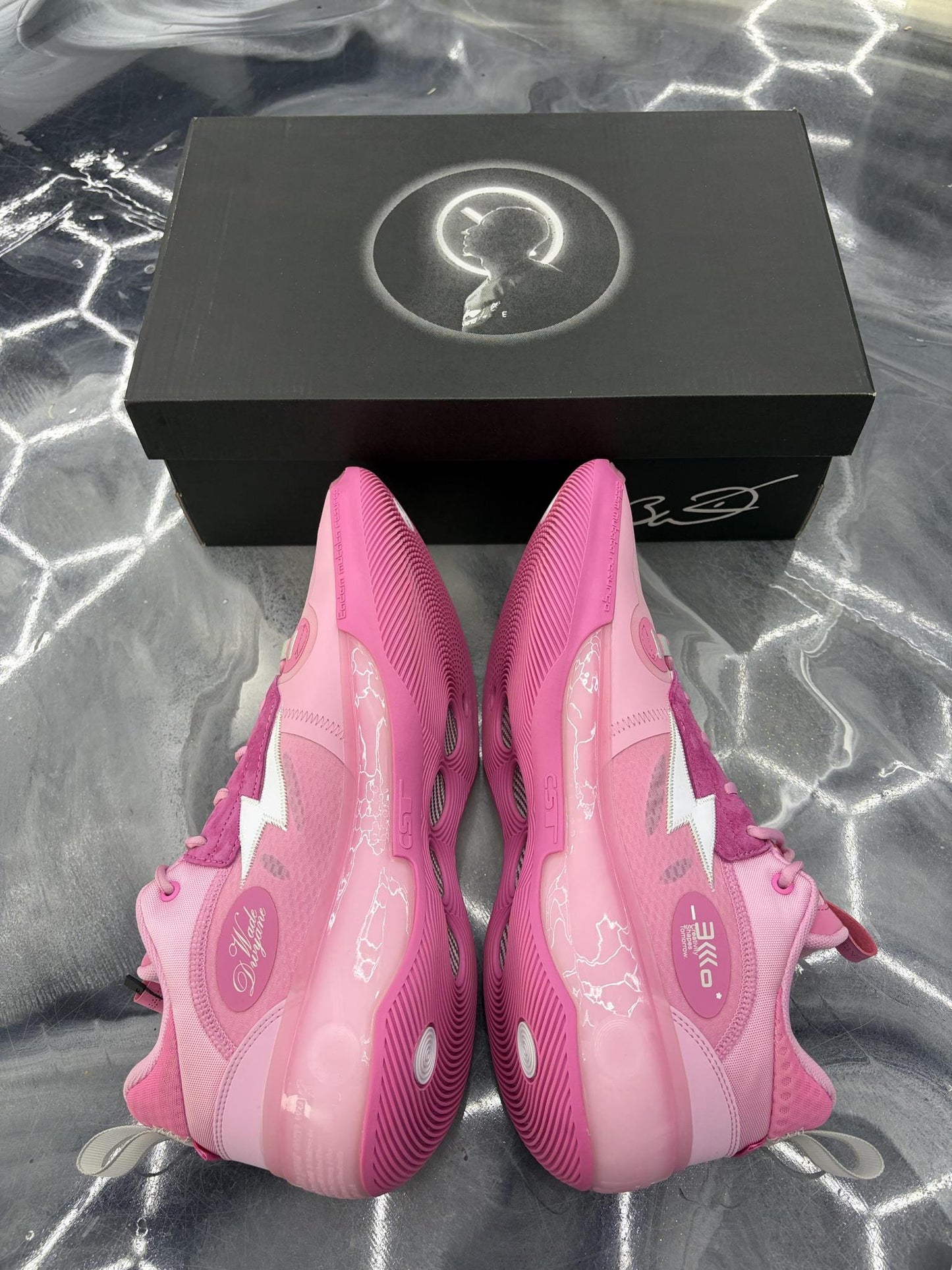 Li-Ning Way of Wade 10 Low "Family Love" Used Size 13