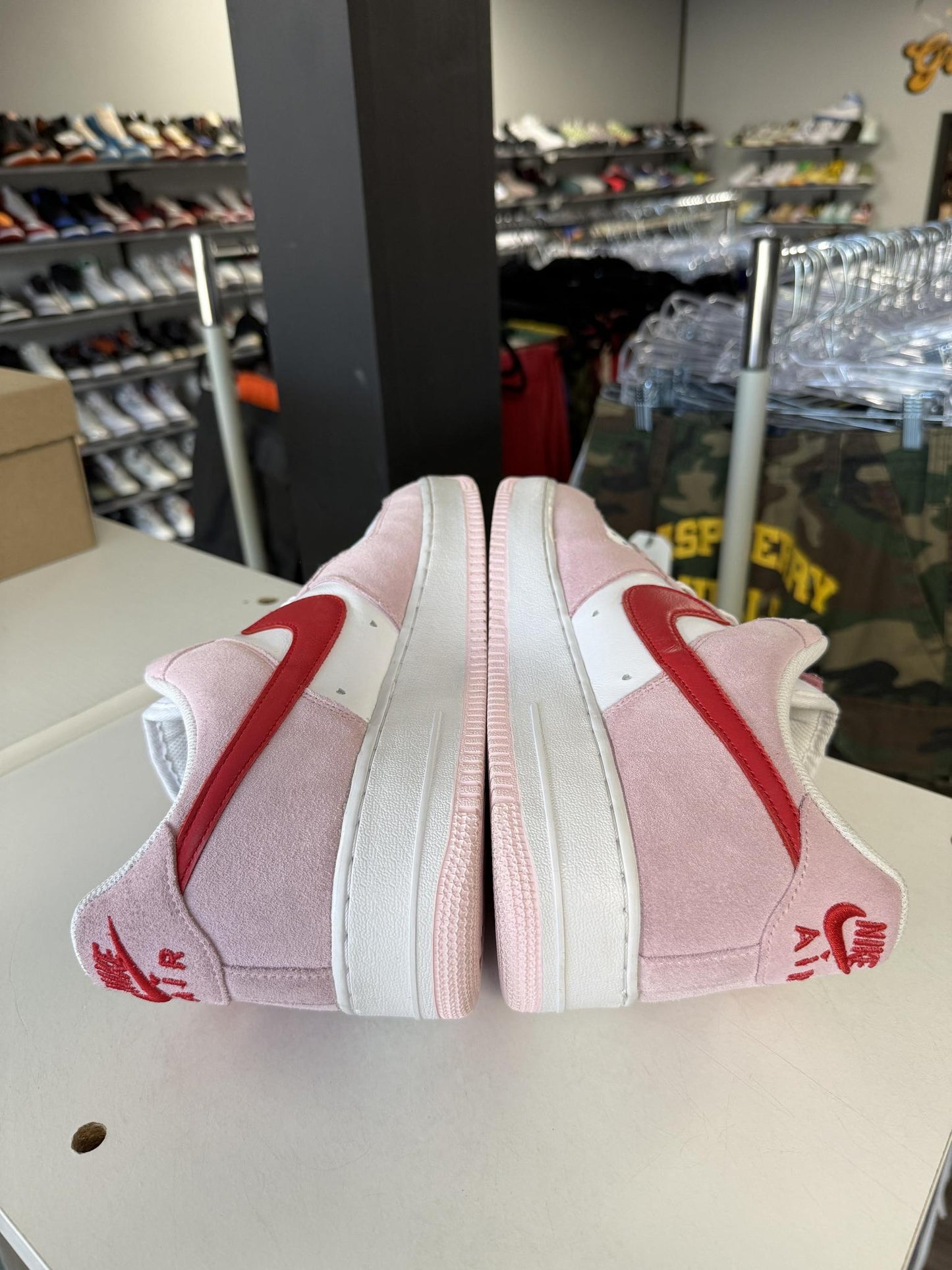 Nike AF1 Low "Valentines Day" Used Size 13