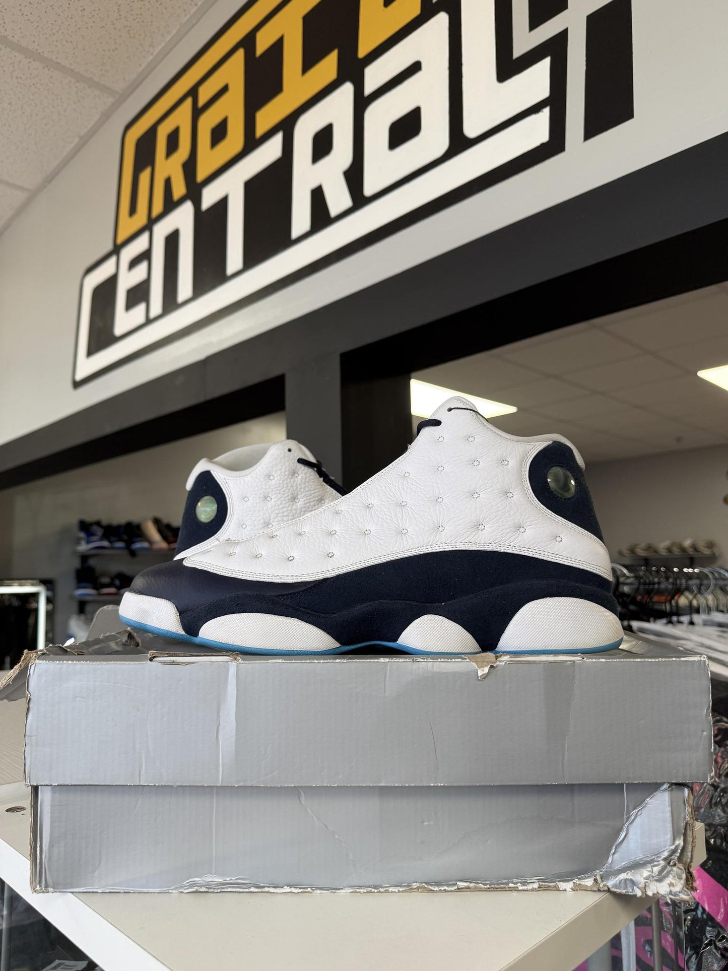 Jordan 13 "Obsidian" Used Size 15