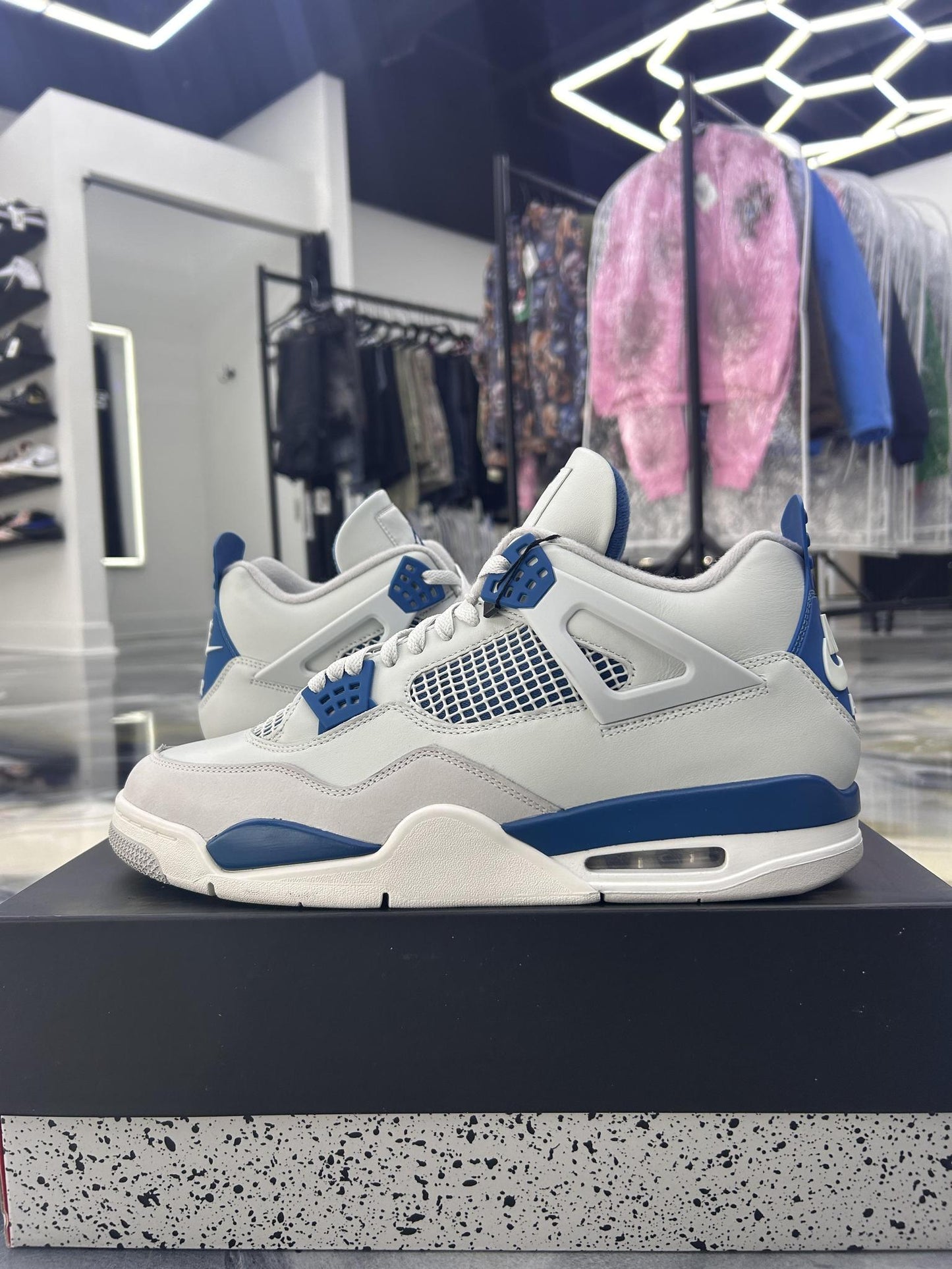 Jordan 4 "Military Blue" Used Size 13