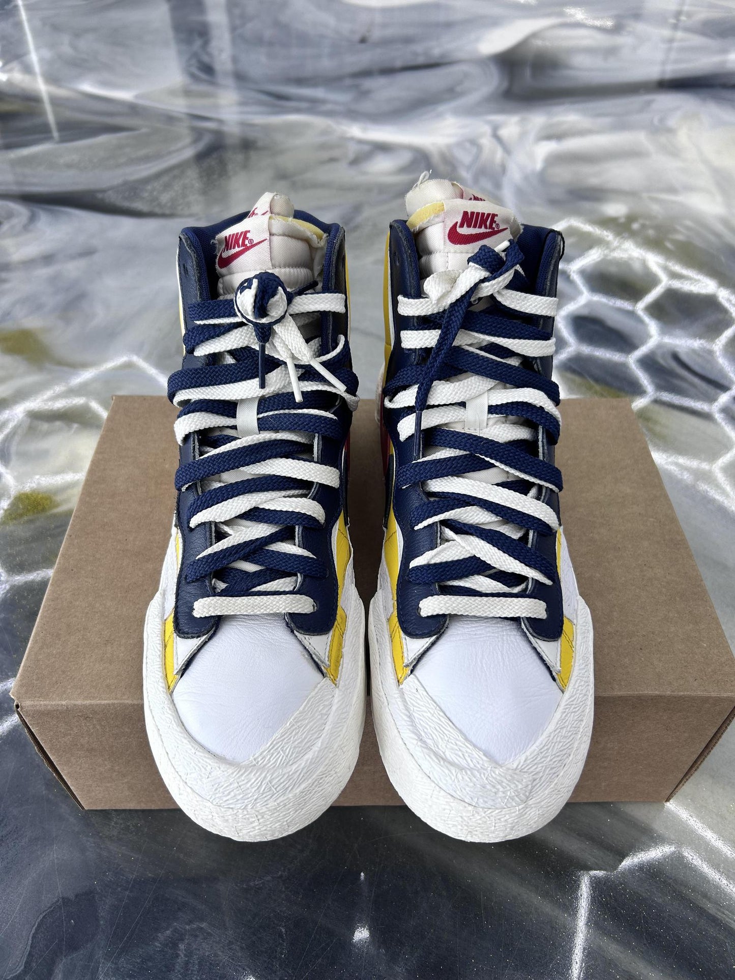 Nike Sacai Blazer "Maize Navy" Used Size 10.5