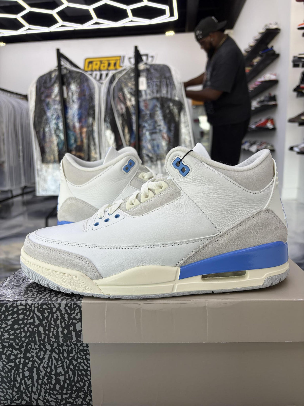 Jordan 3 "Lucky Shorts" Used Size 10
