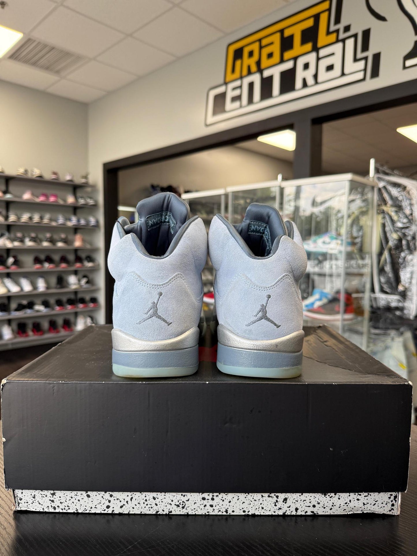 Jordan 5 Bluebird Used Size 9